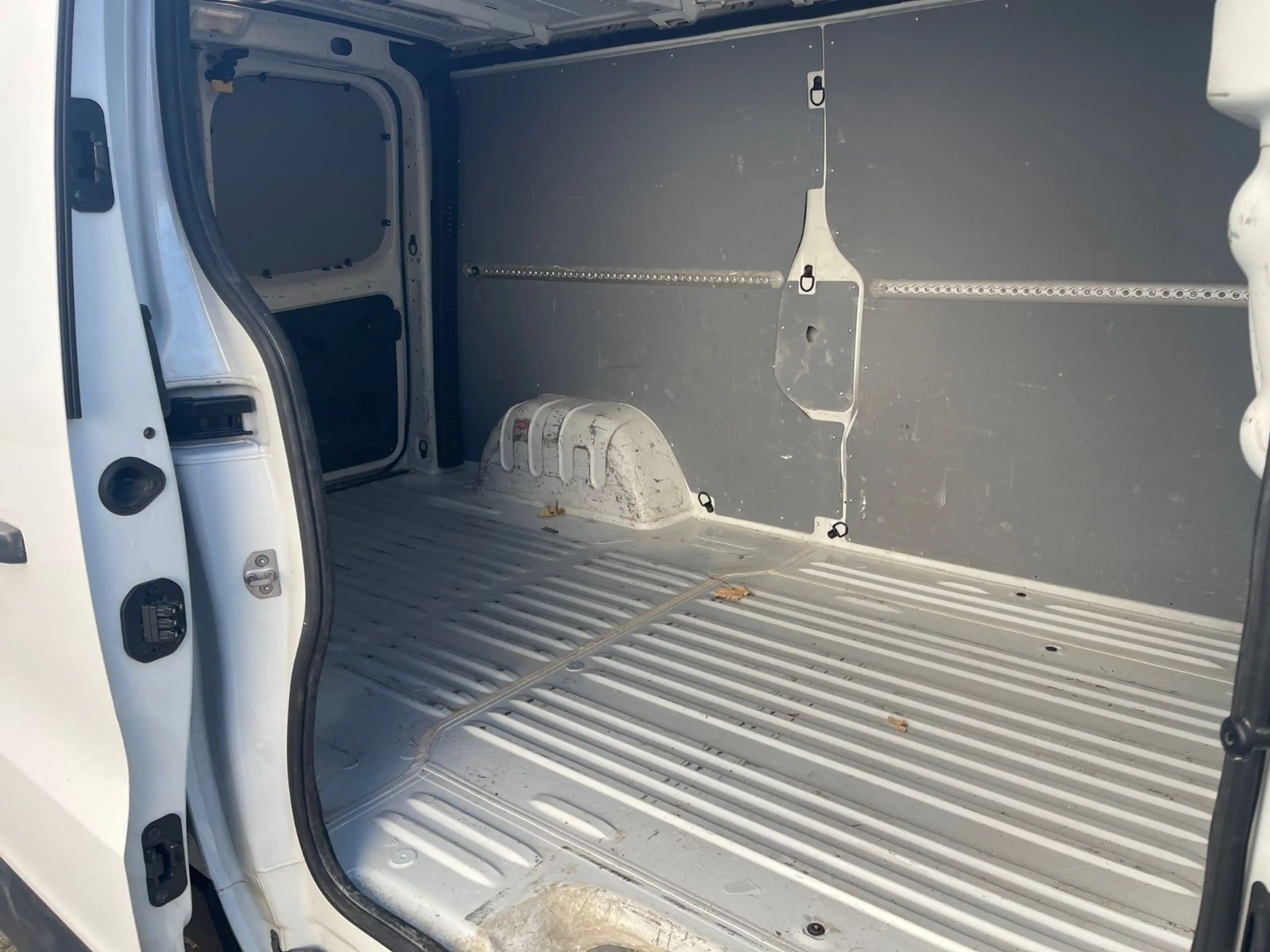 Fiat Talento Kasten L2H1 1,2t|1.HD|AHK|KAMERA|MWST — photo 14