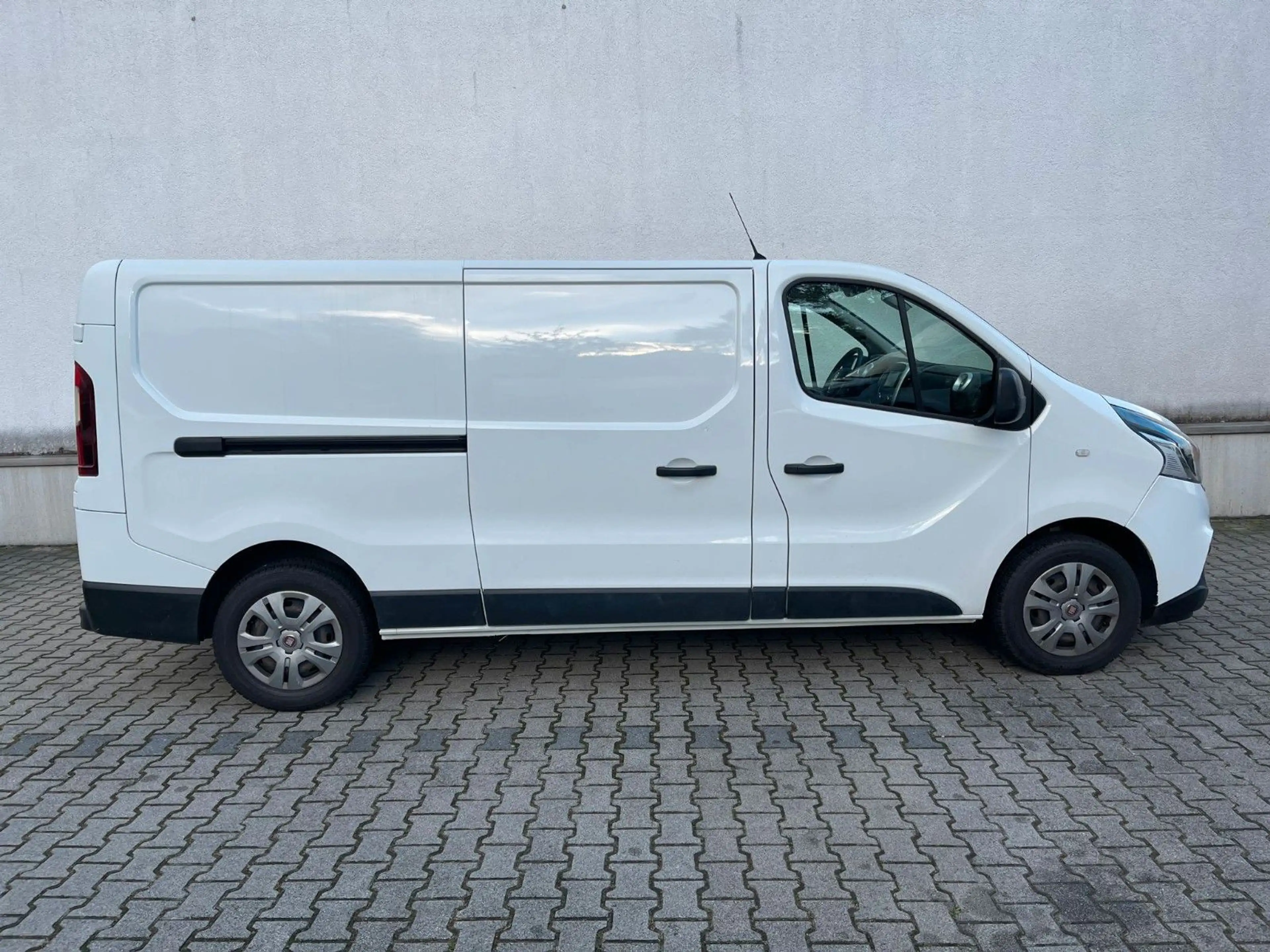 Fiat Talento Kasten L2H1 1,2t|1.HD|AHK|KAMERA|MWST — photo 7