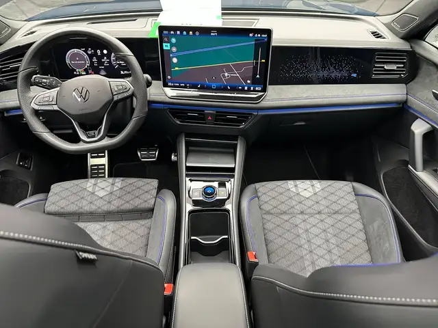 Volkswagen Tiguan view 13