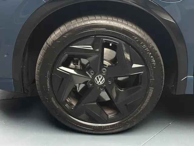Volkswagen Tiguan view 9