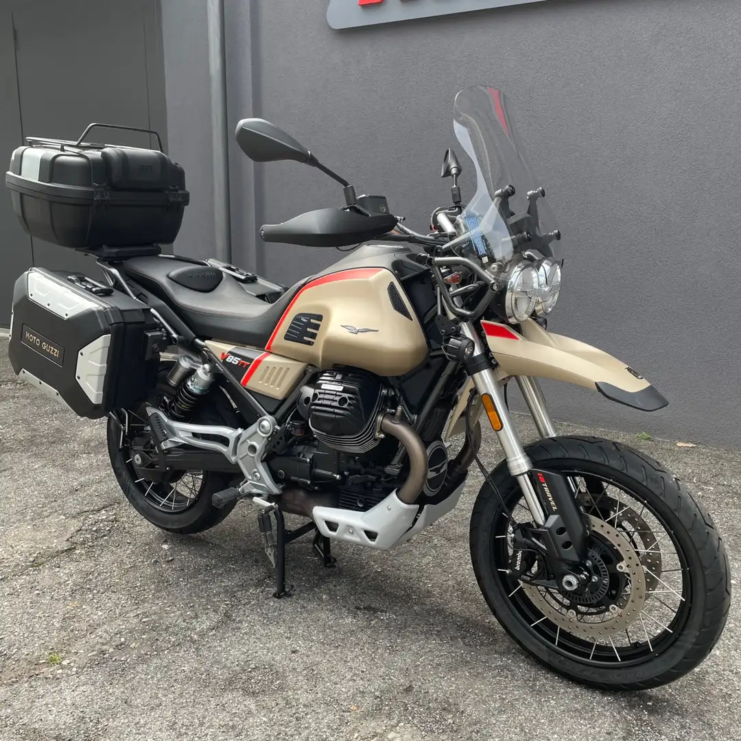Moto Guzzi V 85 Beige - 2