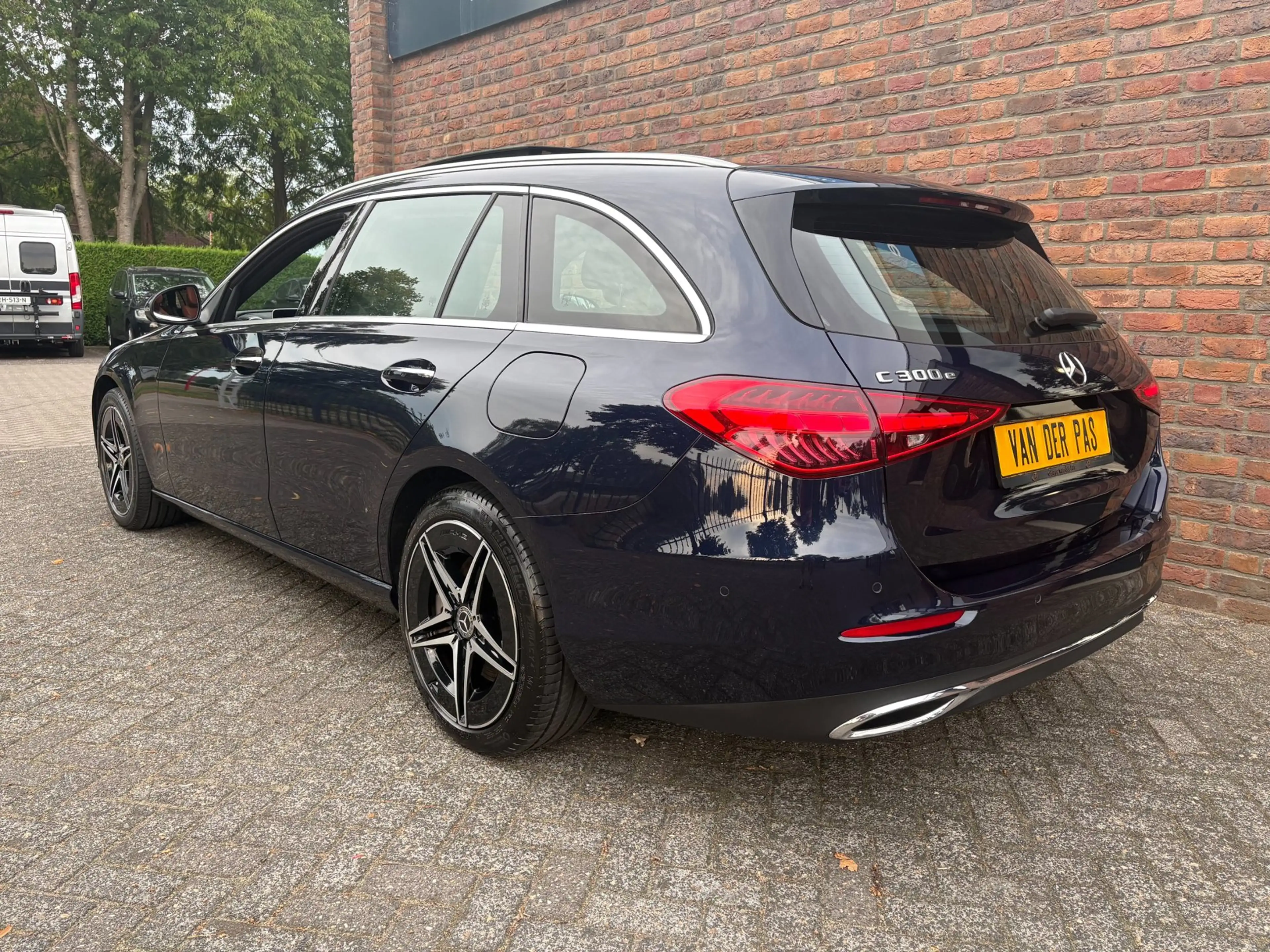 Mercedes-Benz C 300 Estate e Premium Plus Pack|Trekhaak|Panoramadak|AC — photo 4
