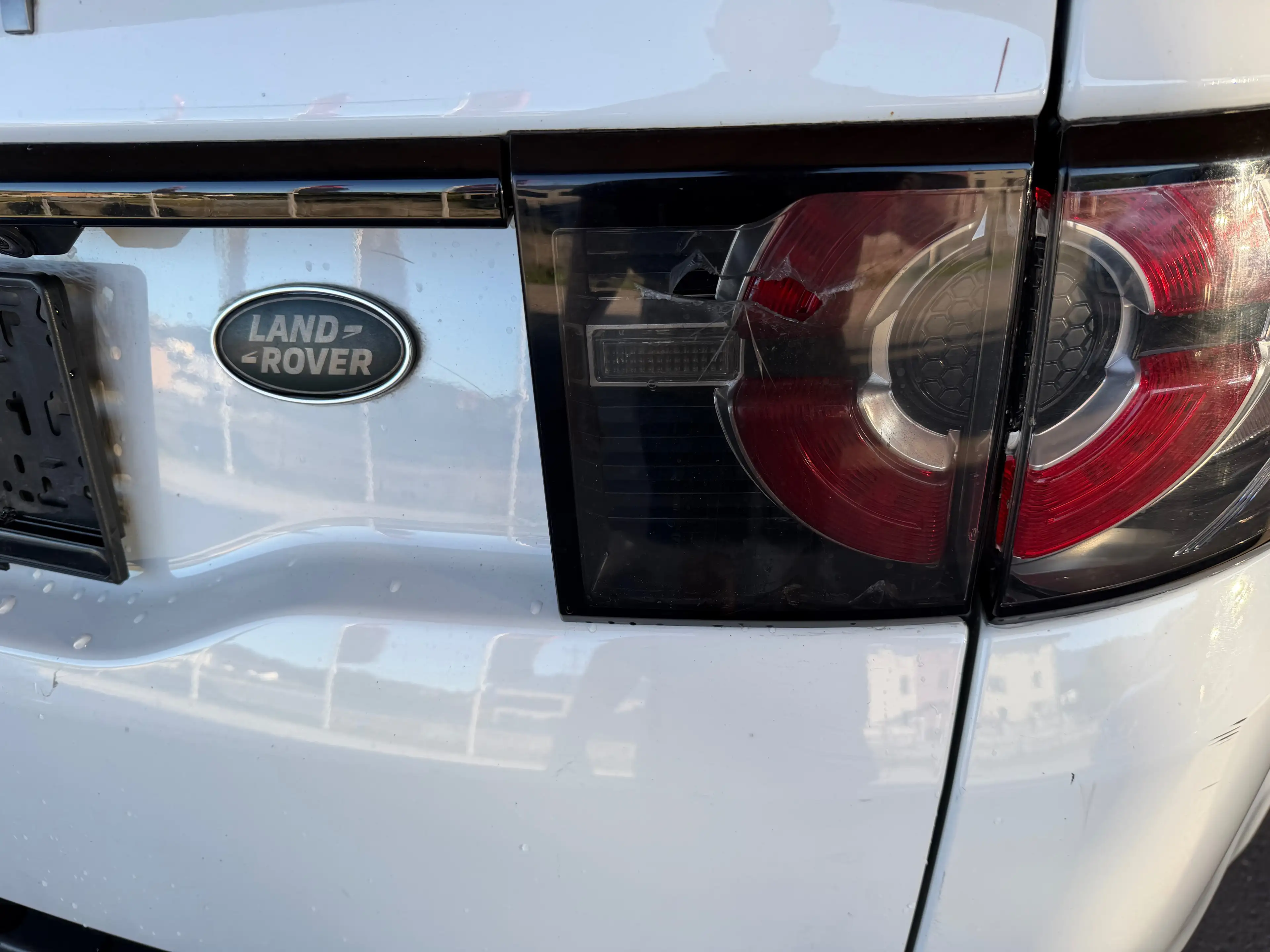 Land Rover Discovery Sport Discovery Sport TD4 HSE Luxury — photo 12