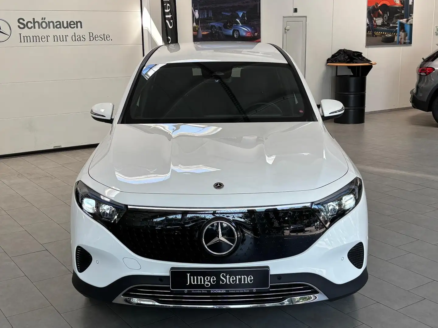 Mercedes-Benz EQB 300 4M FACELIFT+ADV.SOUND+CARPLAY+KEYLESS+VZ Blanc - 2