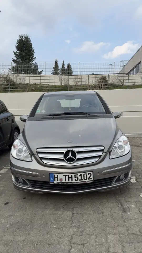 Mercedes-Benz B 170