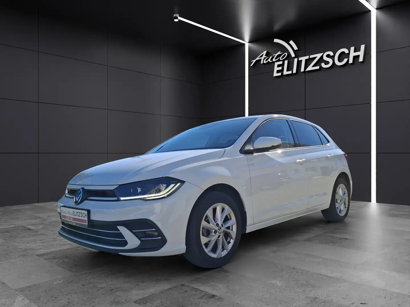 Volkswagen Polo TSI Style Matrix Navi AID PDC SH LM Weiß - 2