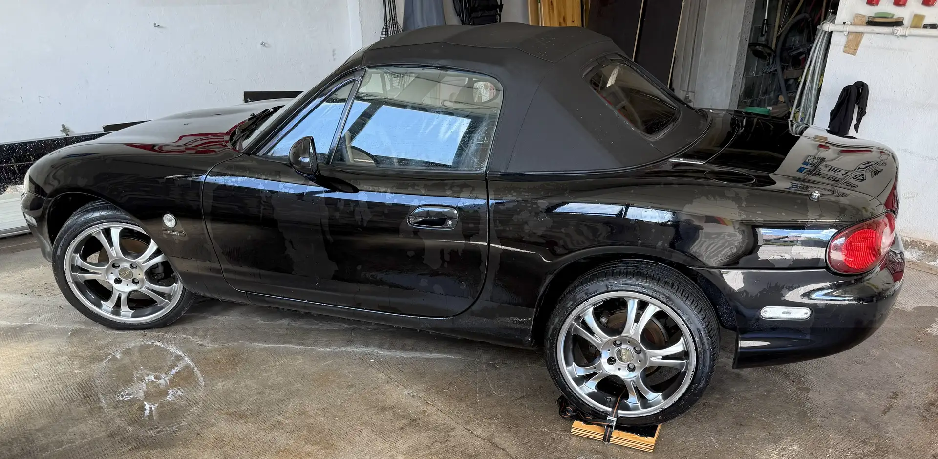 Mazda MX-5 MX-5 NB-FL Sonderedition TRILOGY 059/333 Schwarz - 2
