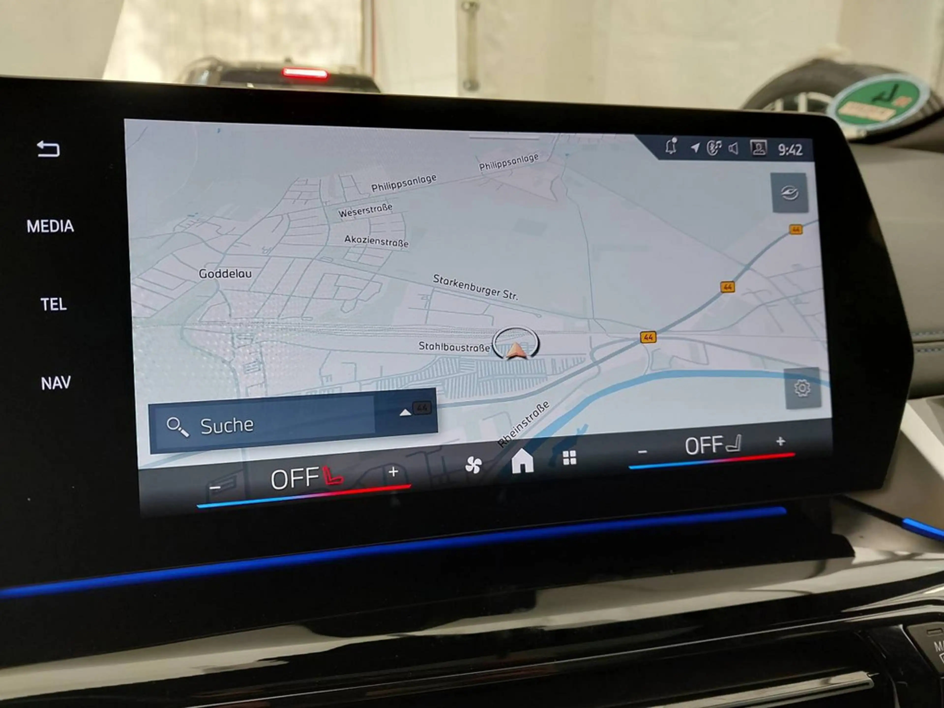 BMW 220 i Active Tourer M-Sport PANO+AHK+HUD+360°K — photo 9