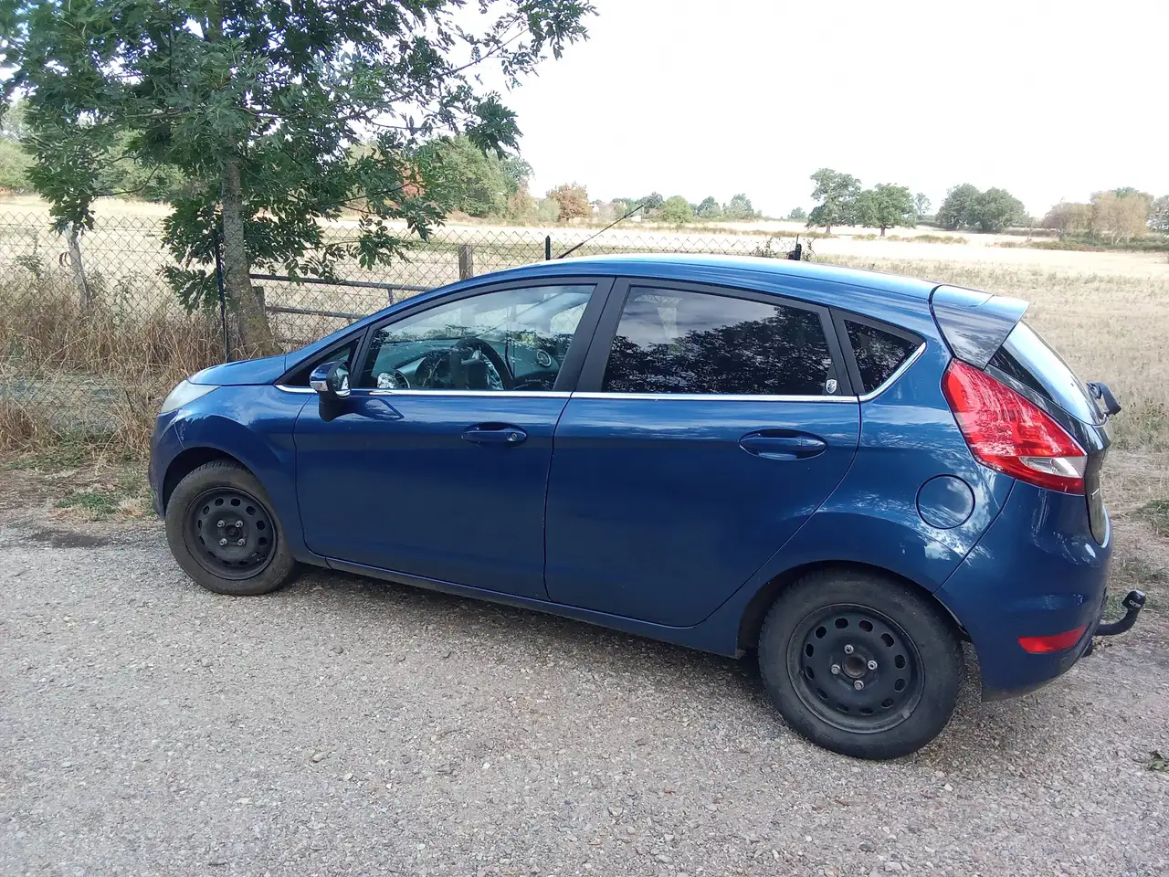 Ford Fiesta 5 portes — photo 3