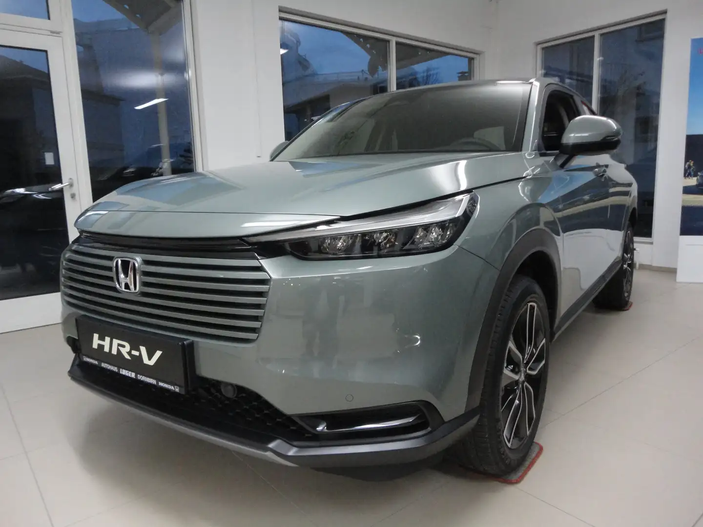 Honda HR-V 1,5 i-MMD Hybrid 2WD Elegance Grün - 1