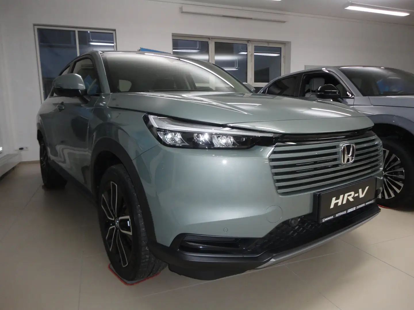 Honda HR-V 1,5 i-MMD Hybrid 2WD Elegance Grün - 2