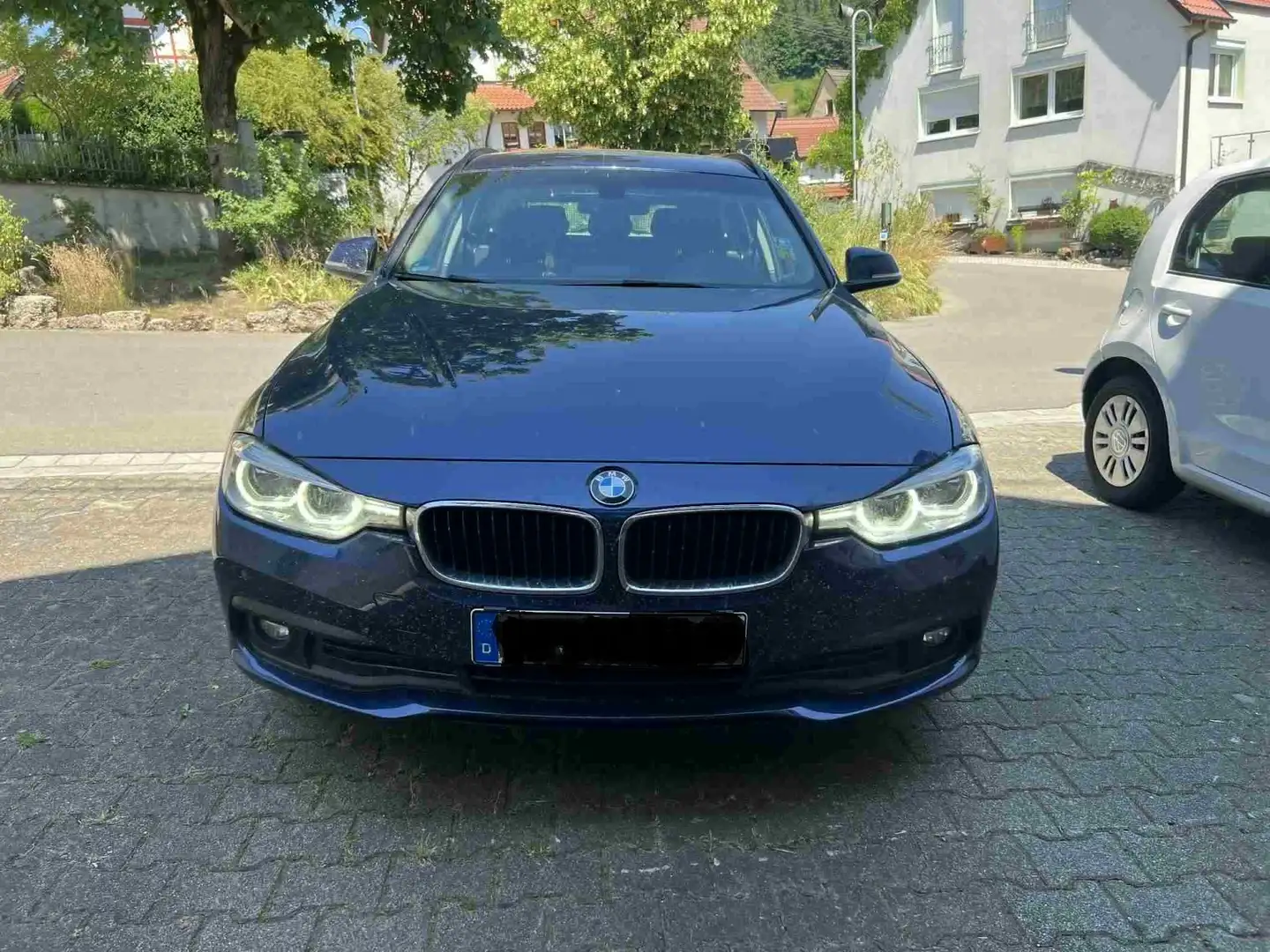 BMW 318 318d Touring Aut. - 1