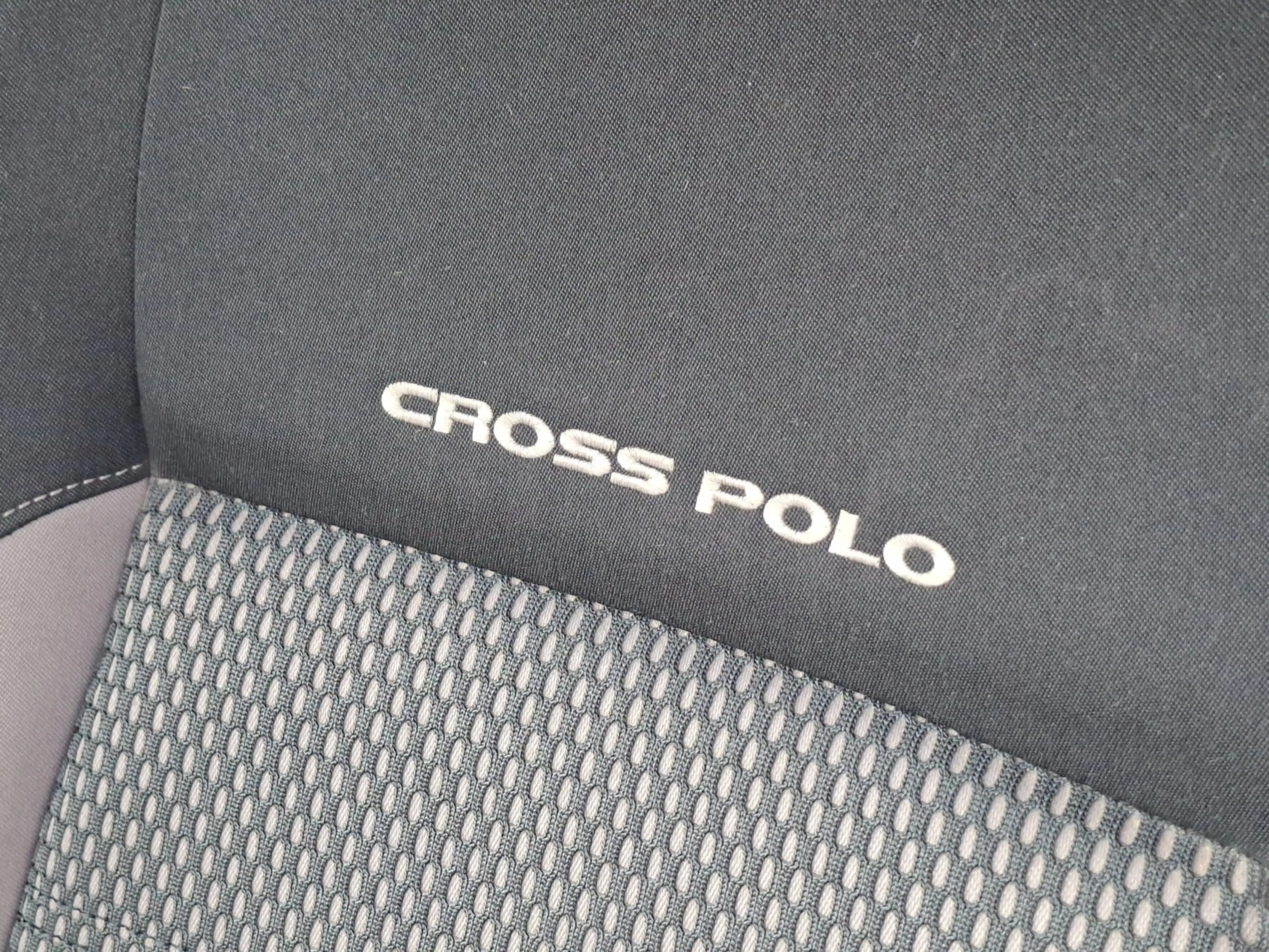 Volkswagen Polo Cross 1.2 TSI Clima Pdc Camera Cruise — photo 10