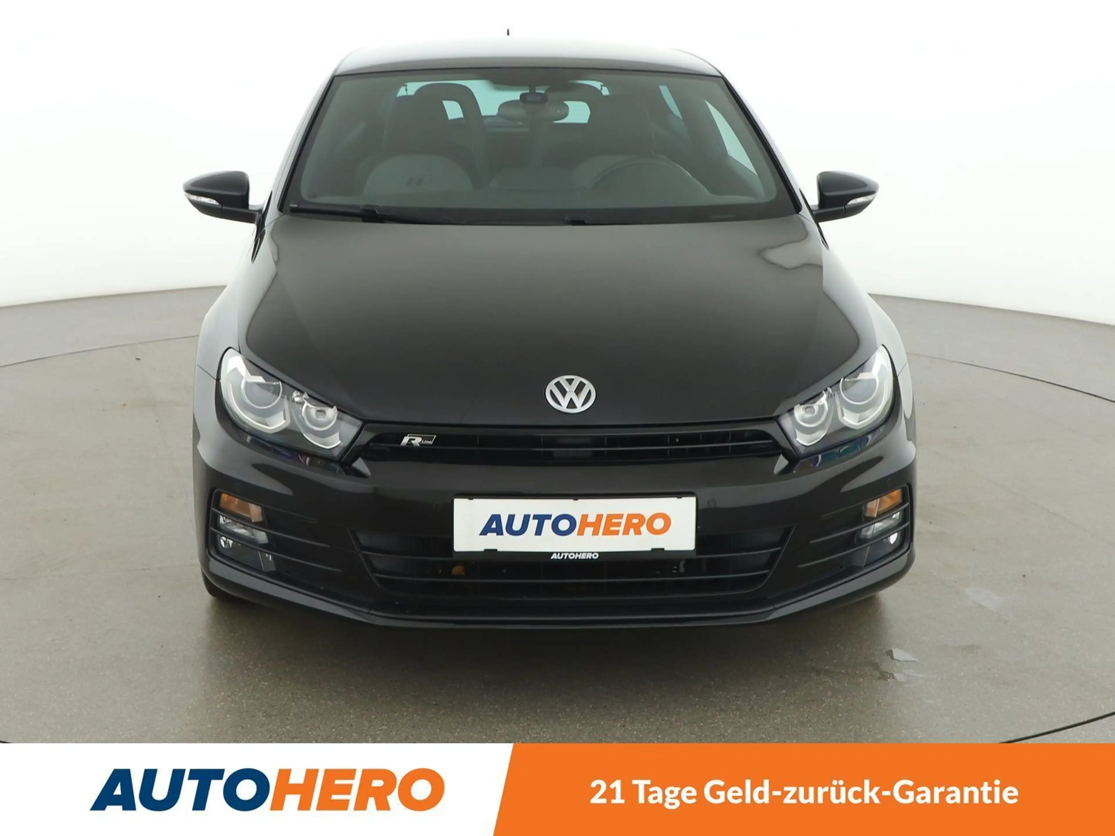 Volkswagen Scirocco 2.0 TSI Sport R-Line BMT *XENON*PDC*BT* — photo 9