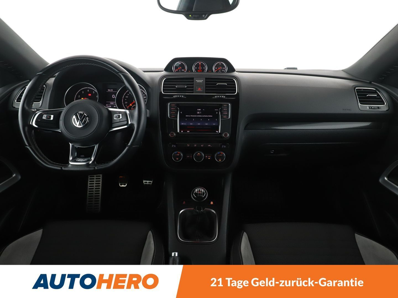 Volkswagen Scirocco 2.0 TSI Sport R-Line BMT *XENON*PDC*BT* — photo 12