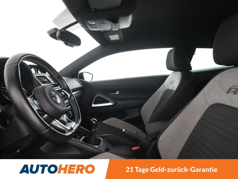 Volkswagen Scirocco 2.0 TSI Sport R-Line BMT *XENON*PDC*BT* — photo 10