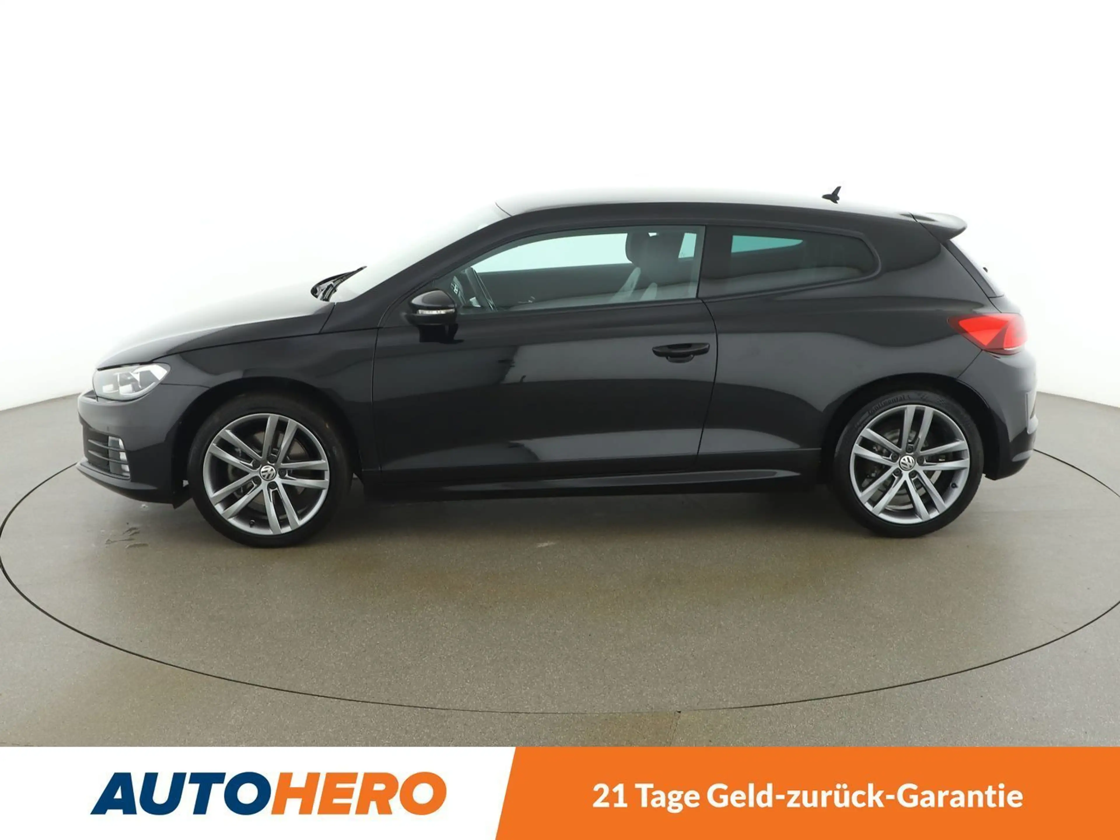 Volkswagen Scirocco 2.0 TSI Sport R-Line BMT *XENON*PDC*BT* — photo 3