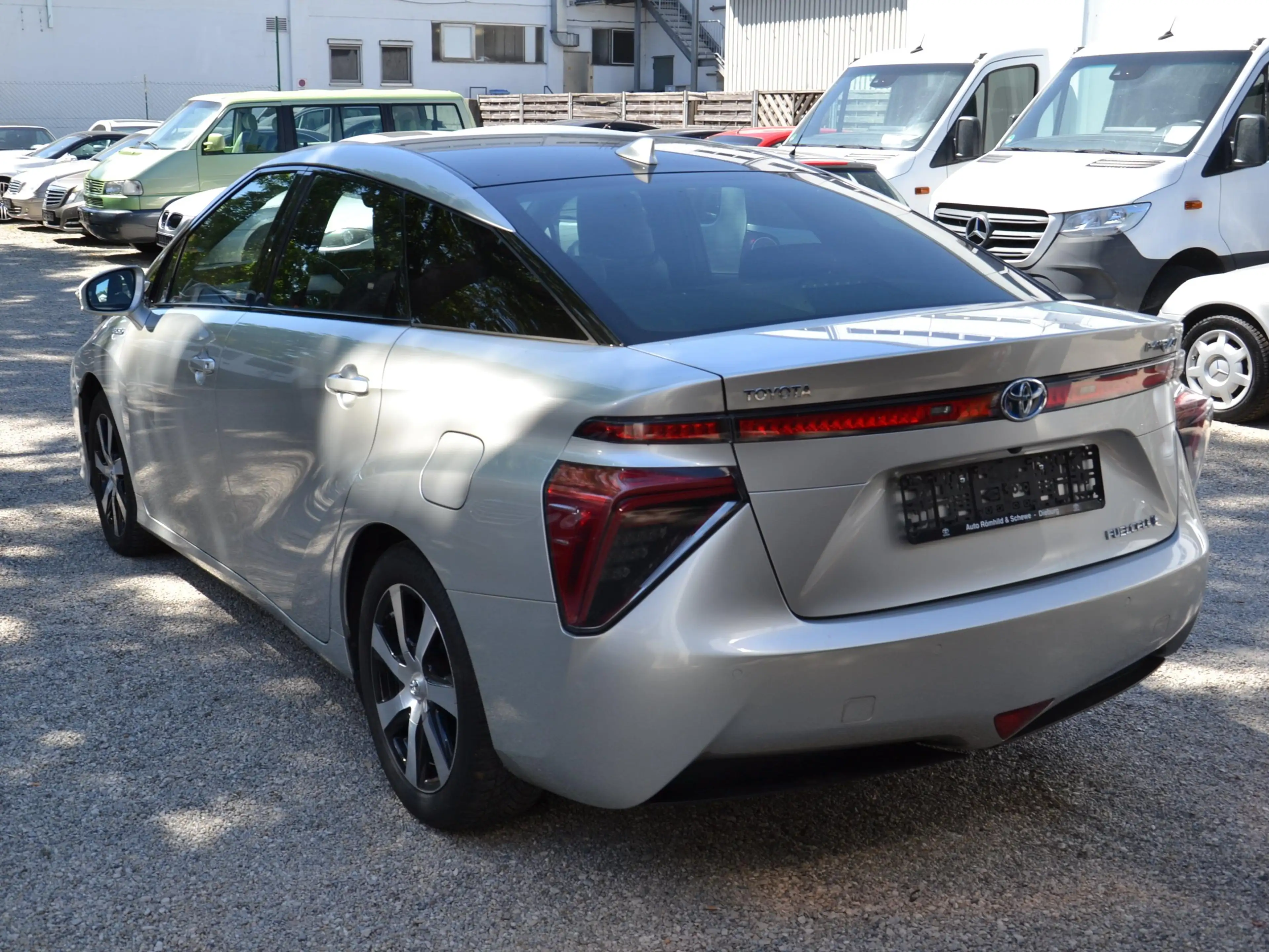 Toyota Mirai Fuelcell Wasserstoff Automatik 154 PS 1.Hand — photo 4
