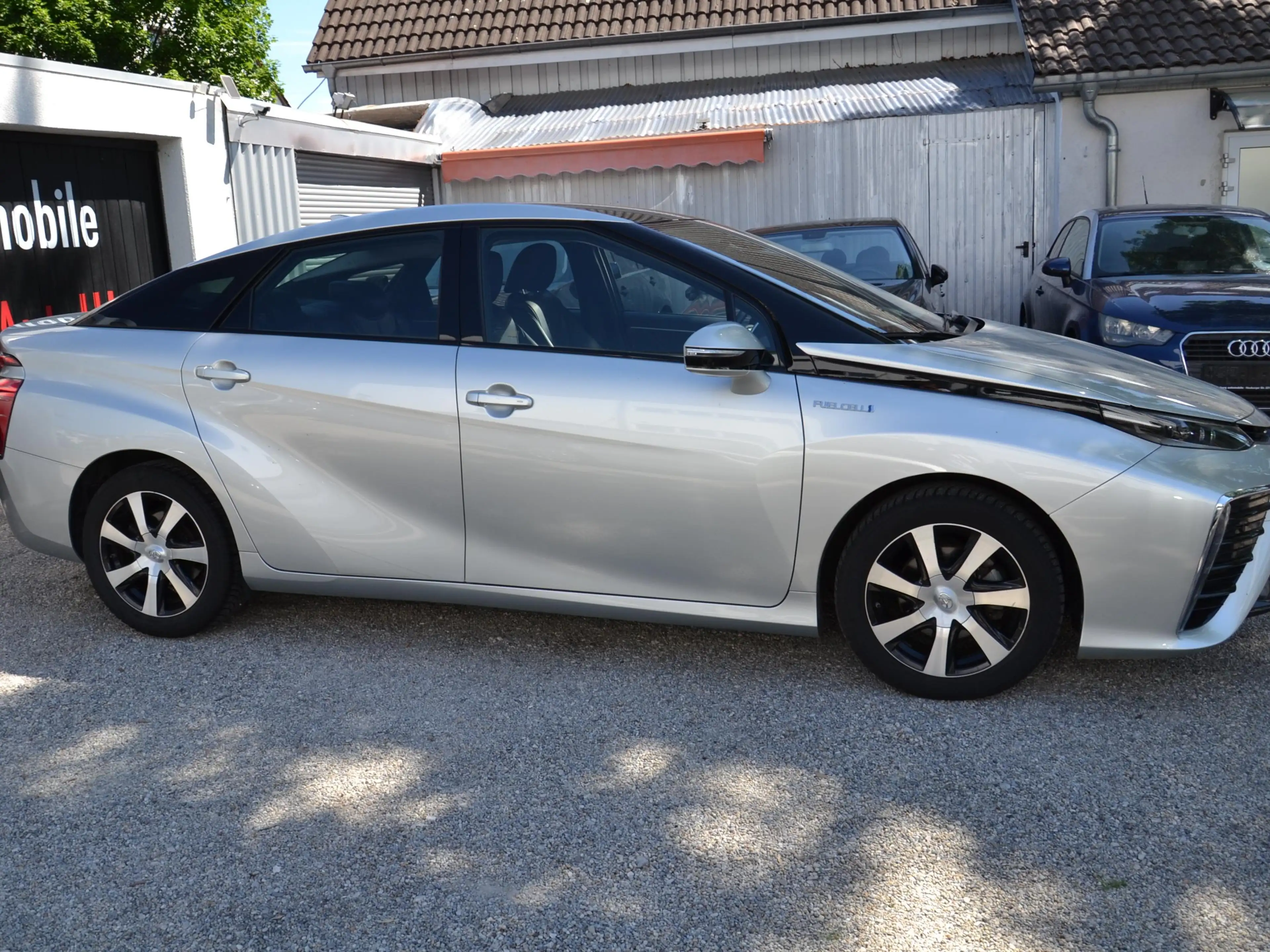 Toyota Mirai Fuelcell Wasserstoff Automatik 154 PS 1.Hand — photo 10