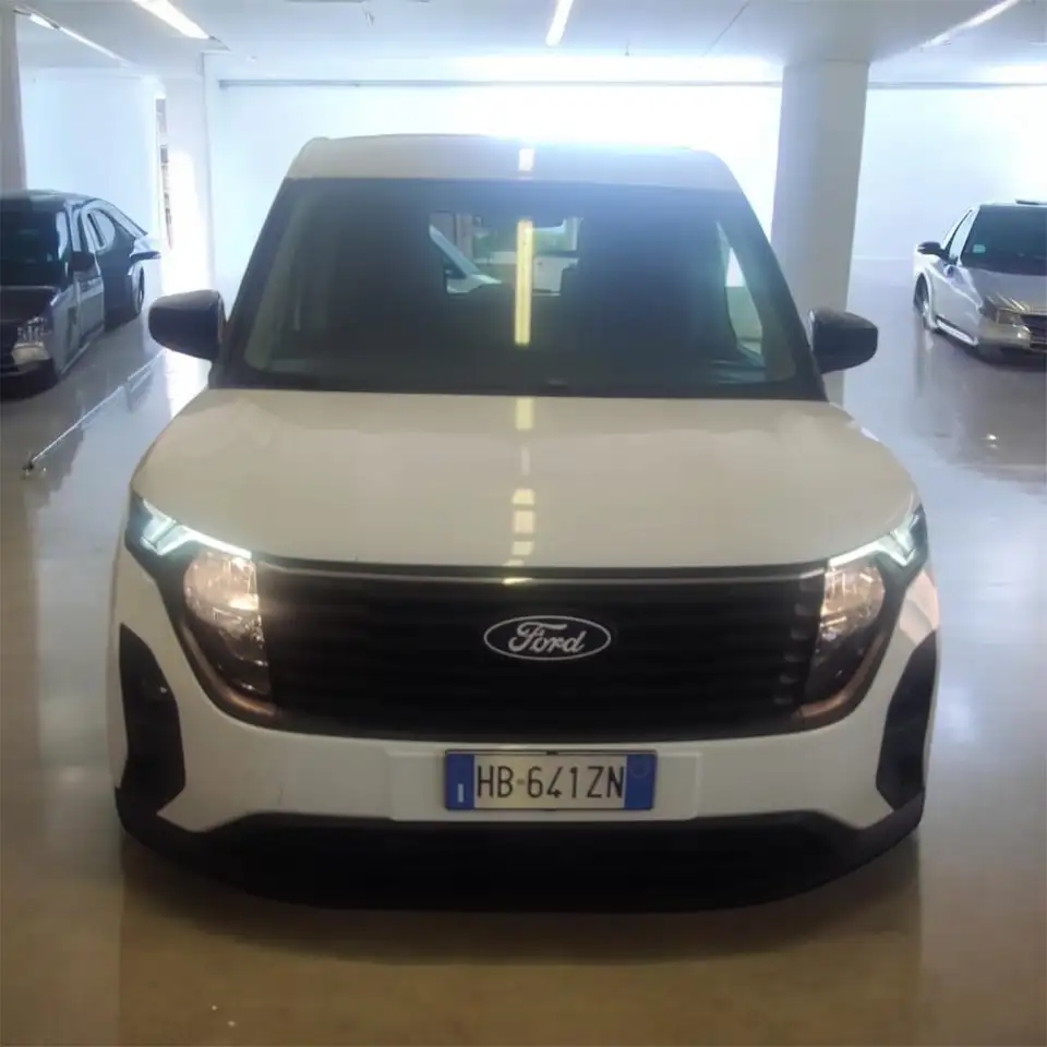 Ford Tourneo Courier 2026