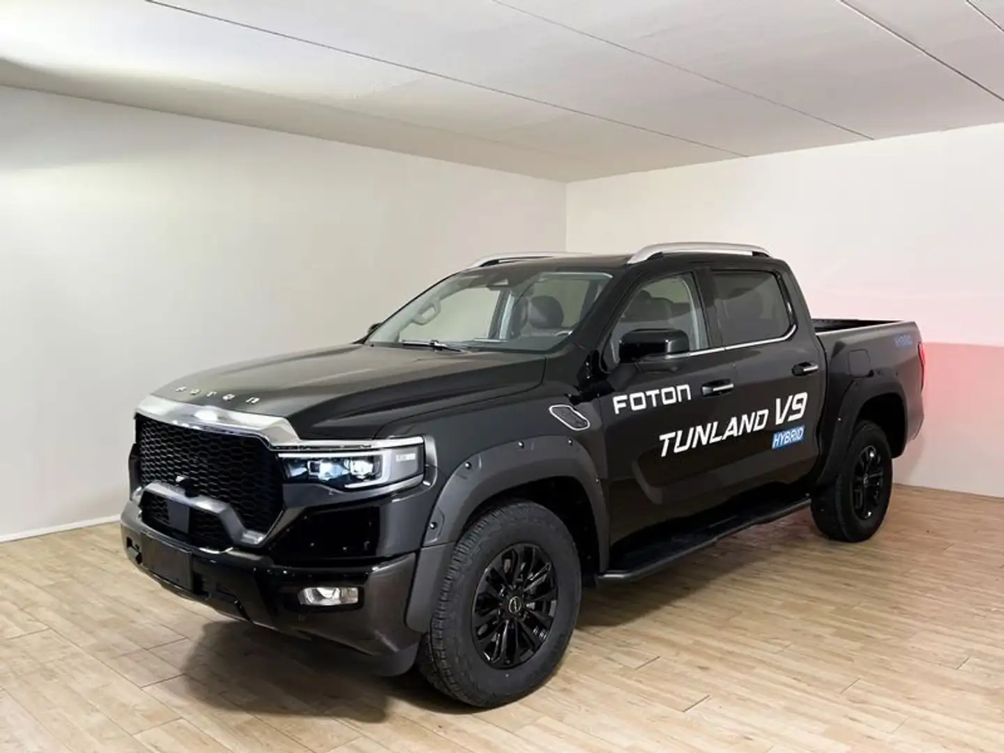 Foton Tunland V9 VGT Turbo DC 48V 8AT Ultra Nero - 1
