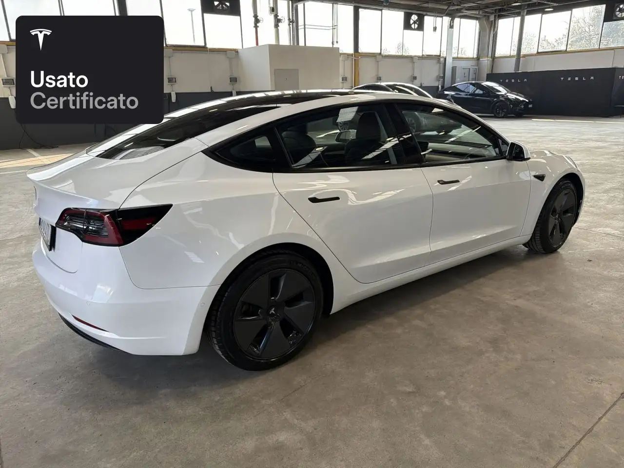 2021 Tesla Model 3 Long Range AWD, photograph 9
