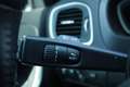 Volvo V40 2.0 T2|Pano|Trekhaak|Stoelverwarming|Navi|NAP Zwart - thumbnail 16
