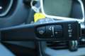 Volvo V40 2.0 T2|Pano|Trekhaak|Stoelverwarming|Navi|NAP Zwart - thumbnail 17