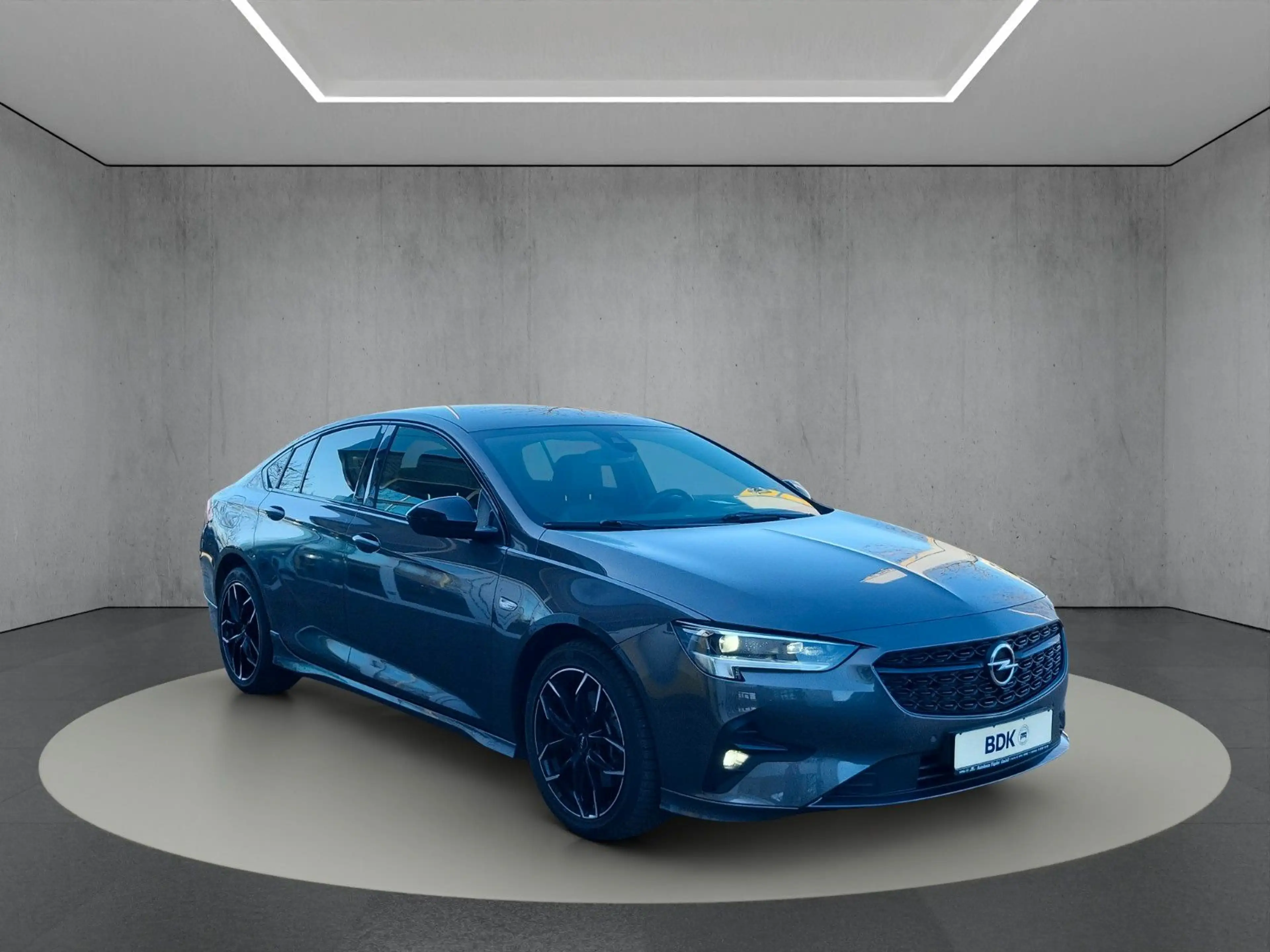 Opel Insignia B "Grand Sport" Premium Ultimate 4x4 — photo 3