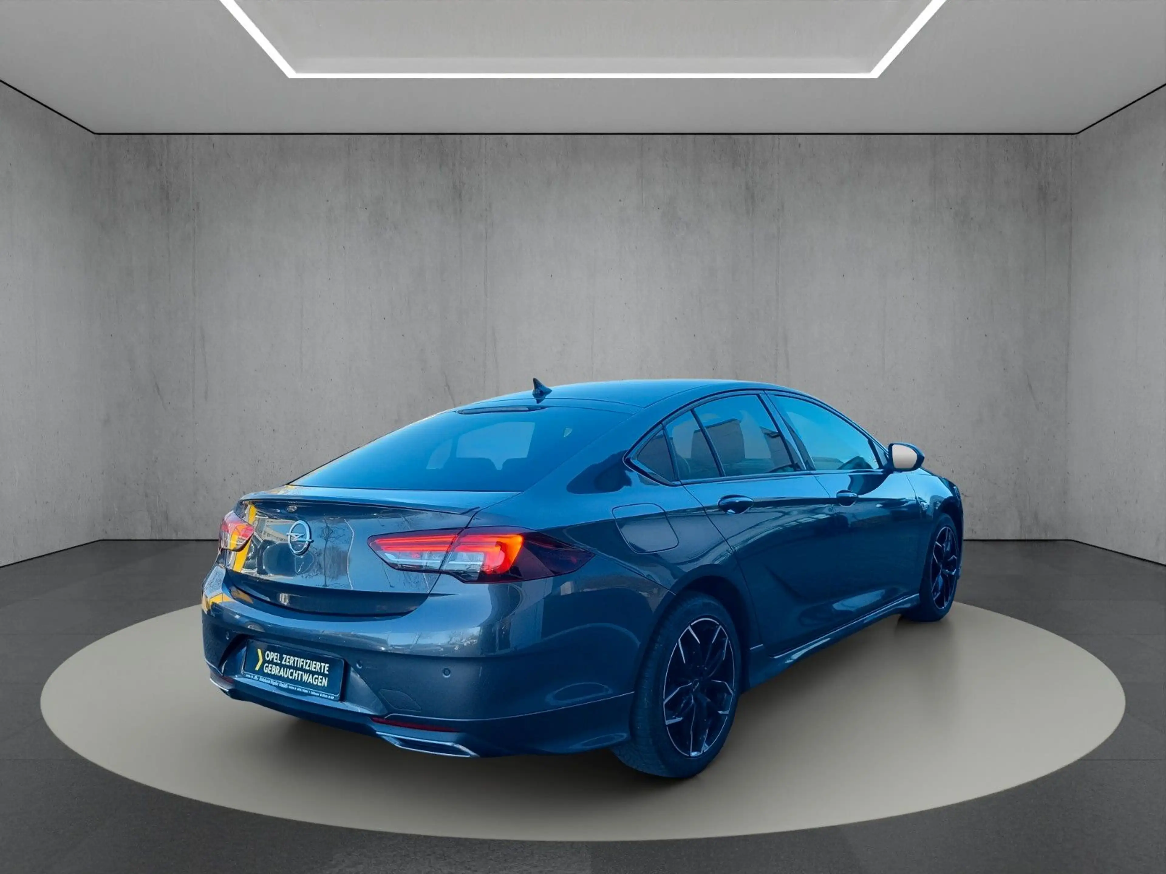 Opel Insignia B "Grand Sport" Premium Ultimate 4x4 — photo 4