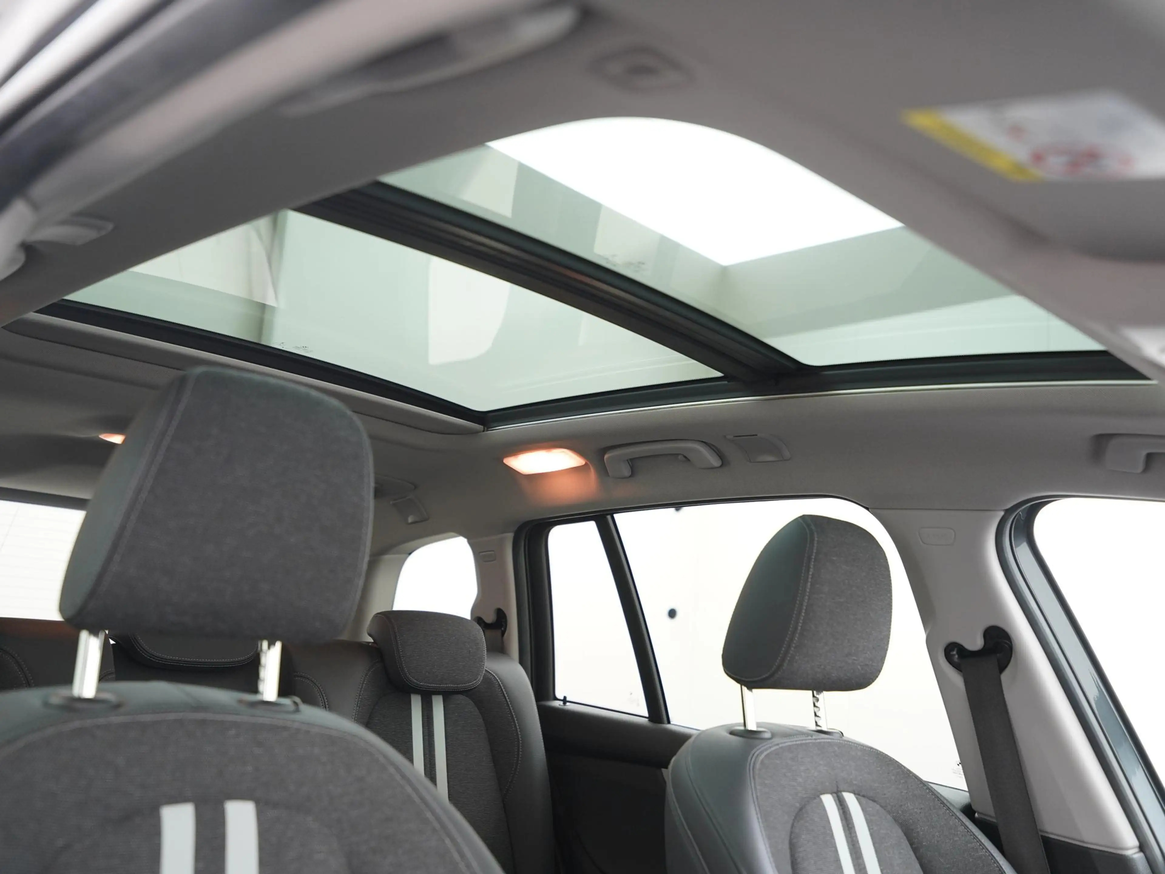 BMW 218 2-serie Active Tourer 218i Design Automaat | Panor — photo 28