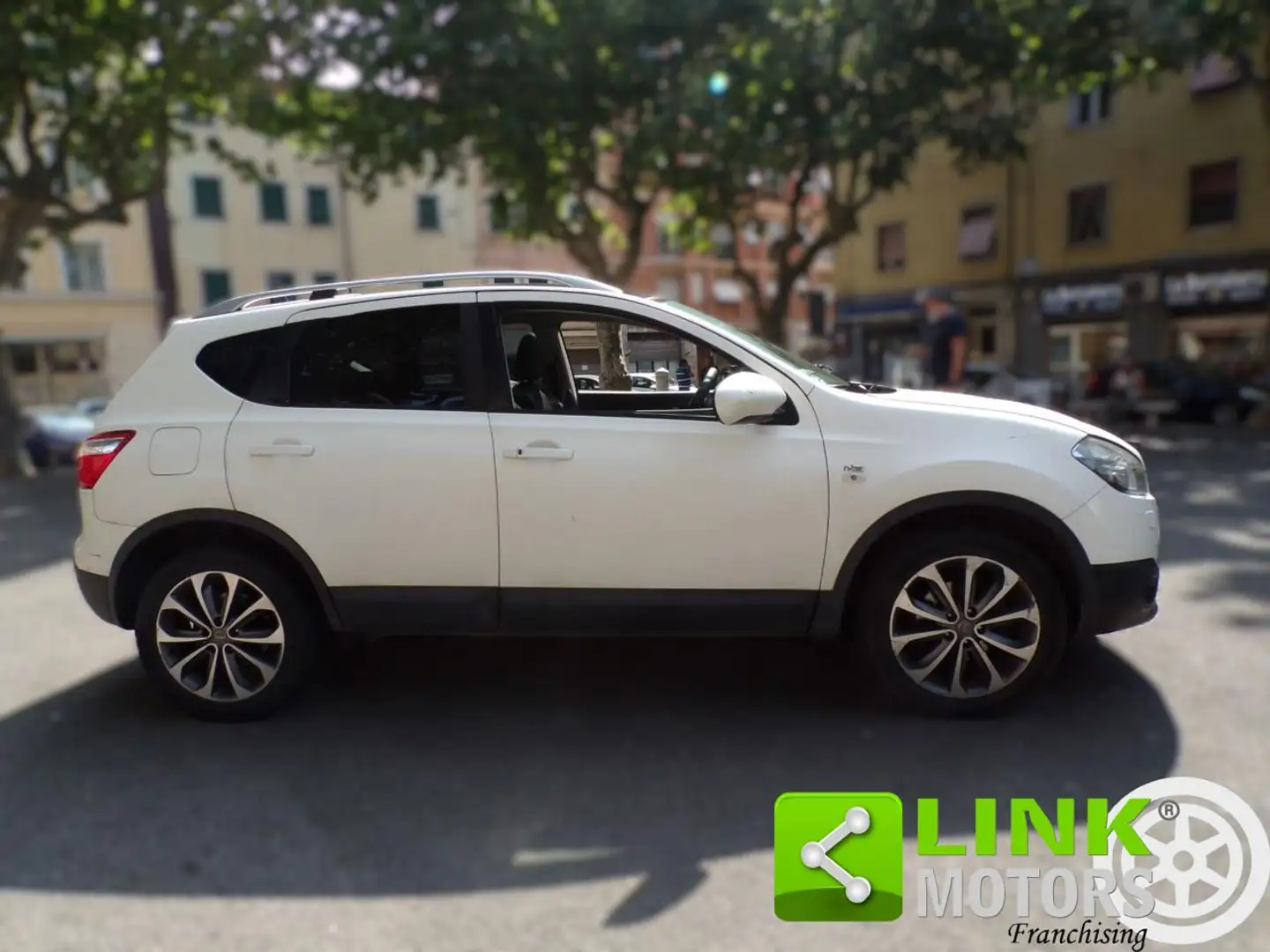 Nissan Qashqai J10 Restyling Tekna Wit - 1
