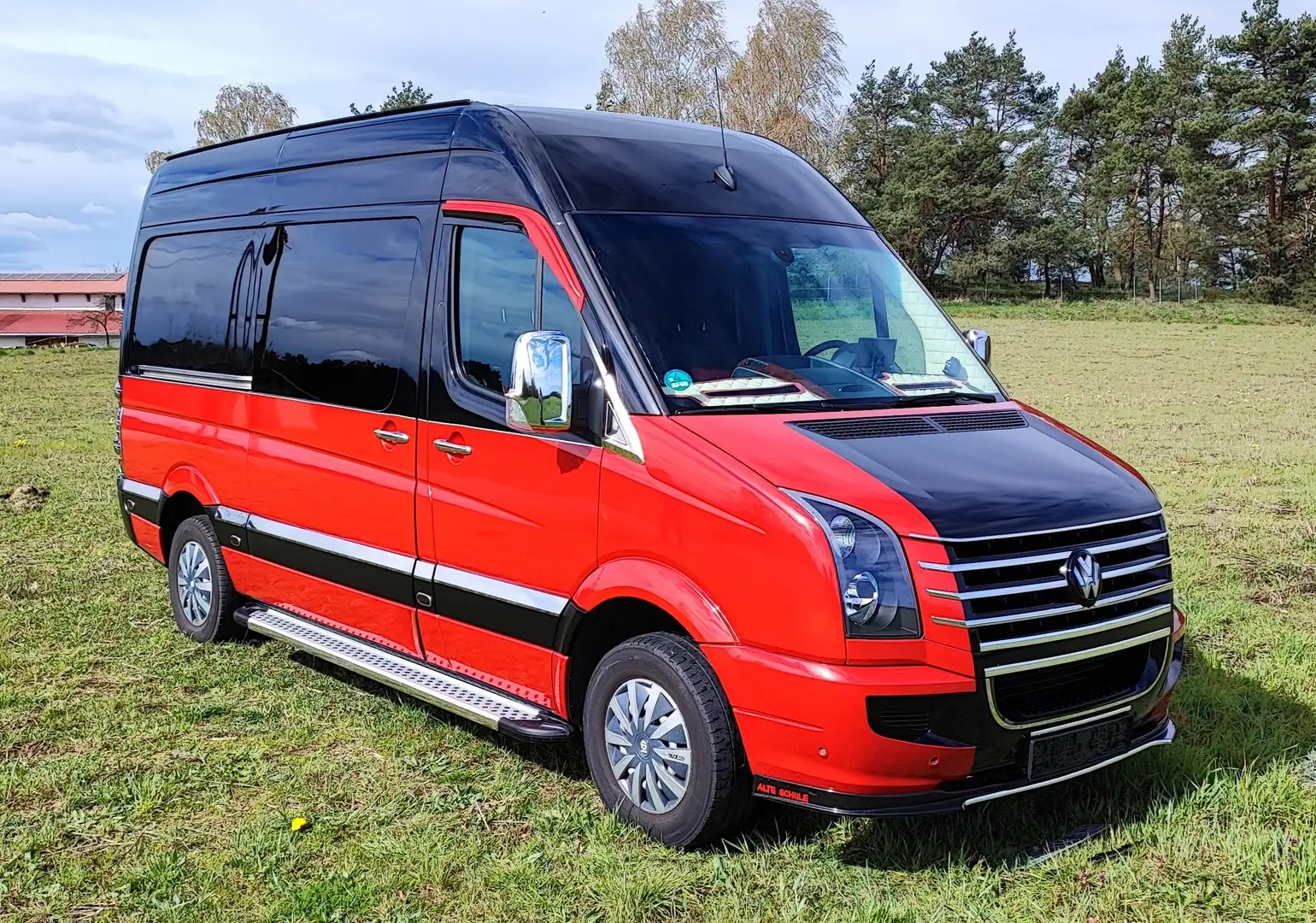 Volkswagen Crafter Wohnmobil neu ausgebaut top Zustand Zahnriemen neu Schwarz - 1