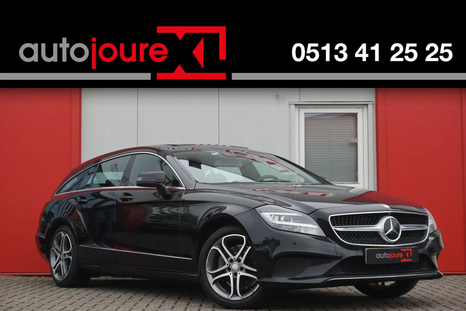 Mercedes-Benz CLS 350 Shooting Brake BlueTEC 4MATIC | Panoramadak | ACC Zwart - 1