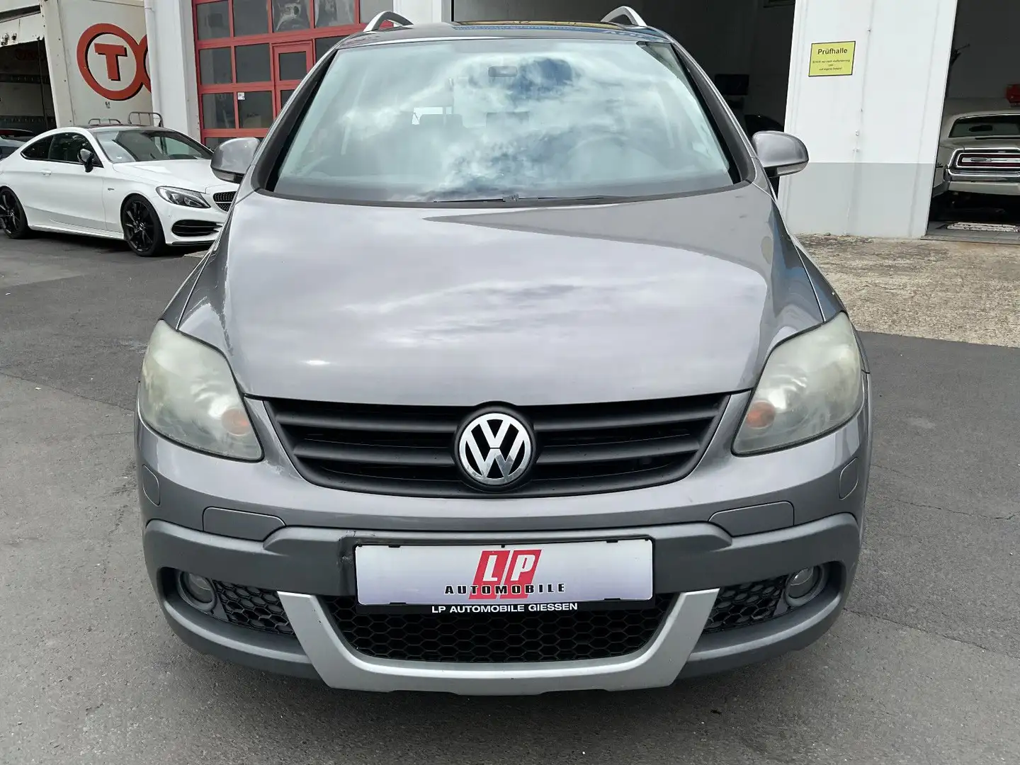 Volkswagen Golf Plus V Cross DSG AHK Tempomat Alu.PDC Grijs - 2
