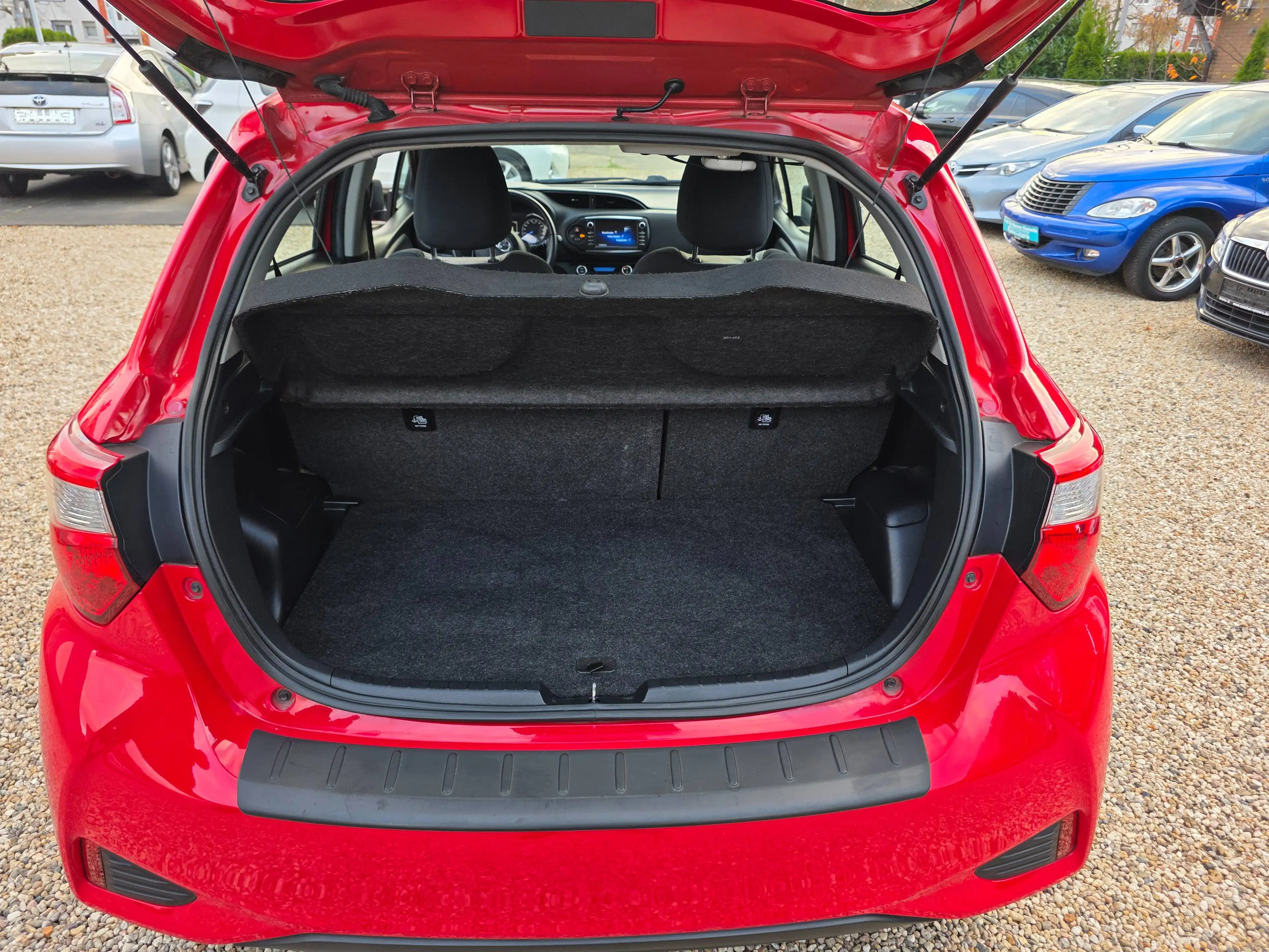 Toyota Yaris Yaris Hybrid 1.5 VVT-i Team Deutschland — photo 15