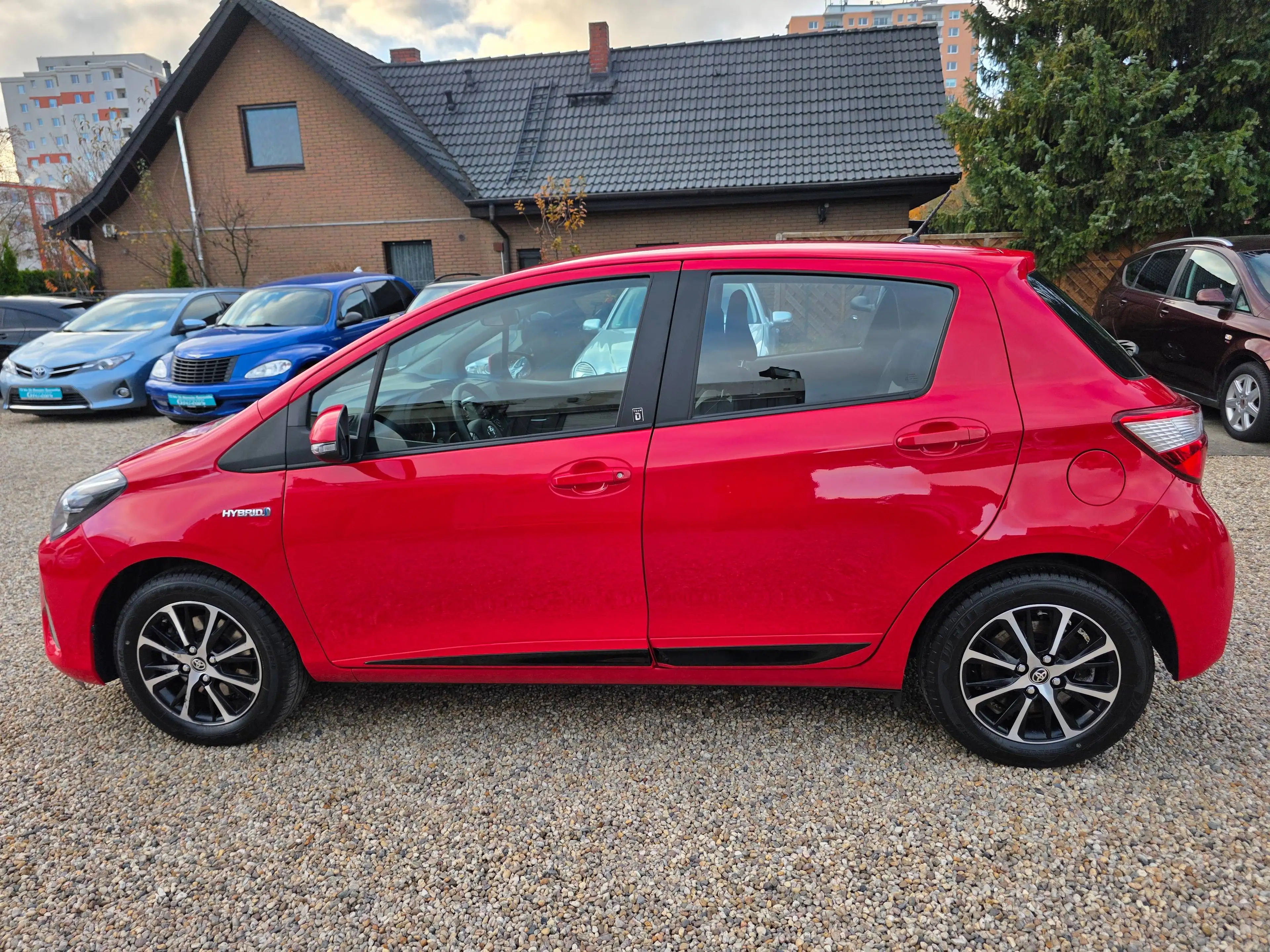 Toyota Yaris Yaris Hybrid 1.5 VVT-i Team Deutschland — photo 5