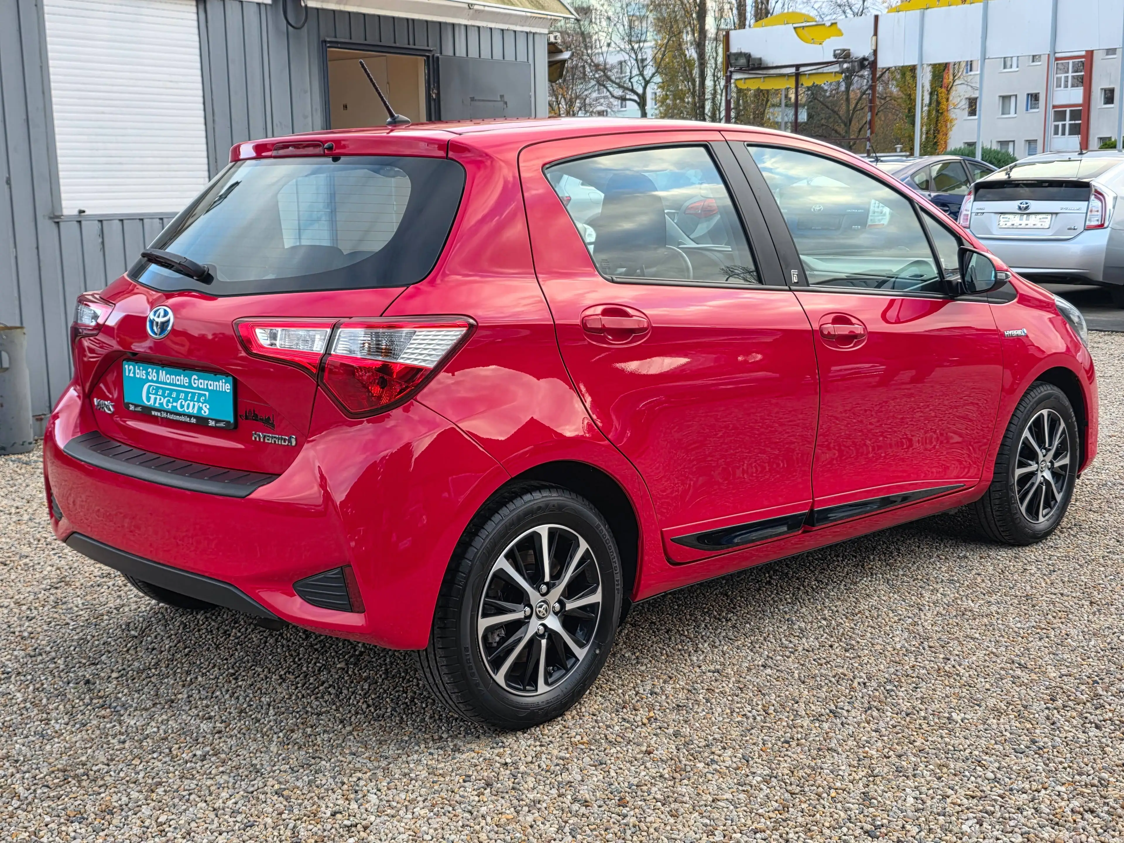 Toyota Yaris Yaris Hybrid 1.5 VVT-i Team Deutschland — photo 3