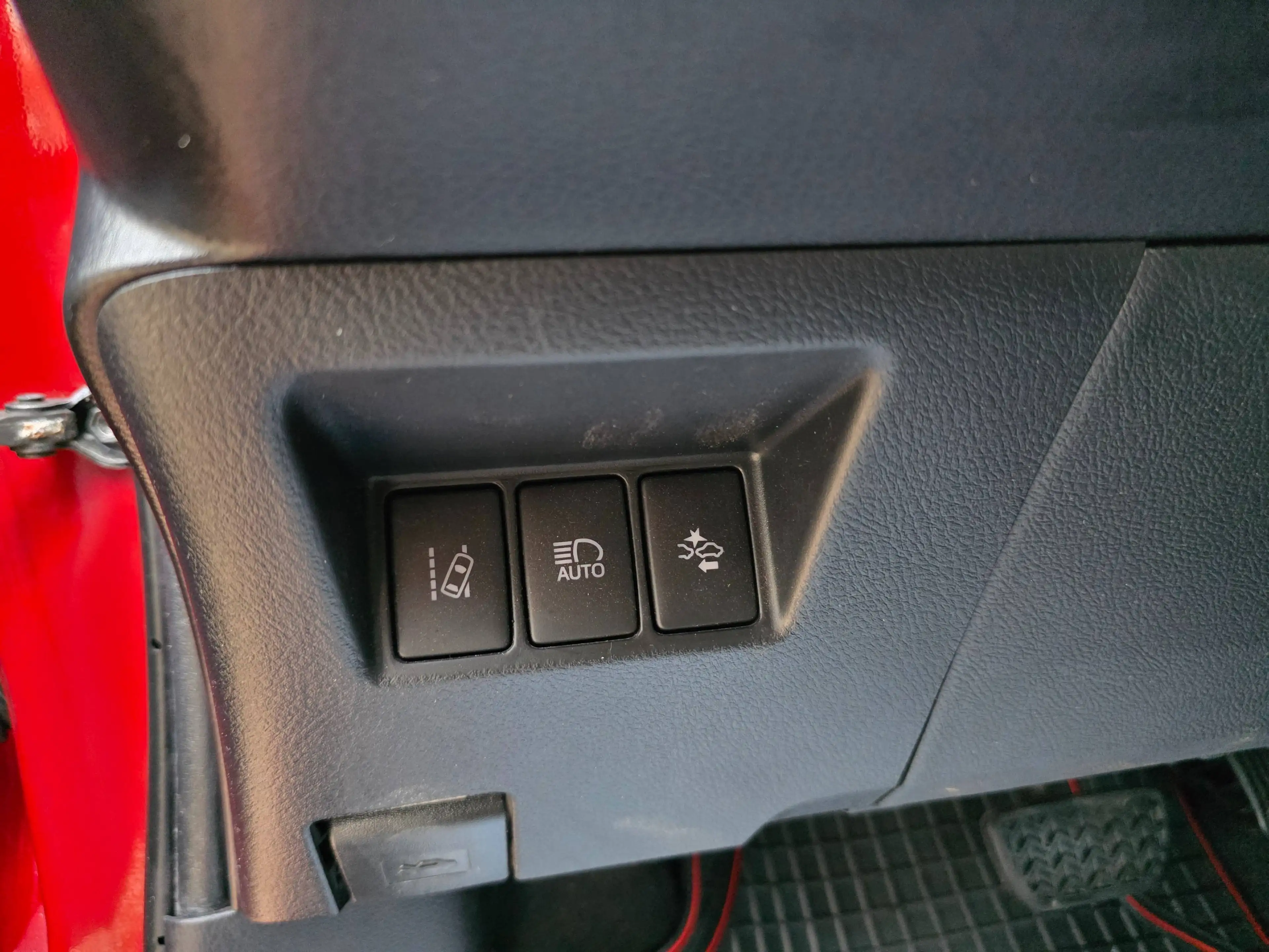 Toyota Yaris Yaris Hybrid 1.5 VVT-i Team Deutschland — photo 14