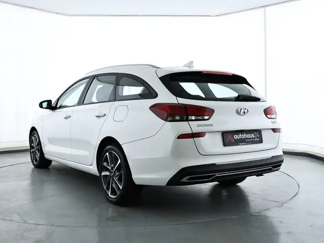 Hyundai I30 view 4