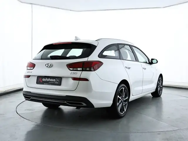 Hyundai I30 view 5