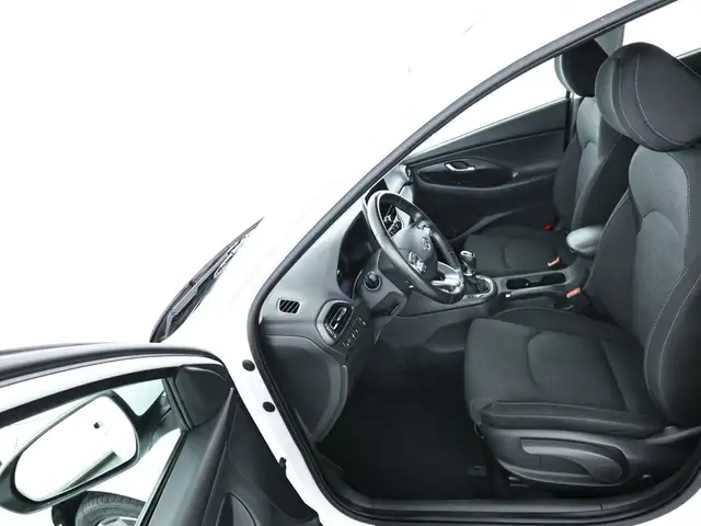 Hyundai I30 view 8
