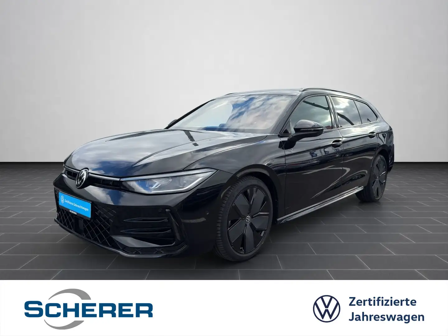 Volkswagen Passat Variant R Line 2.0 TDI DSG 4Mot. MATRIX A Schwarz - 1