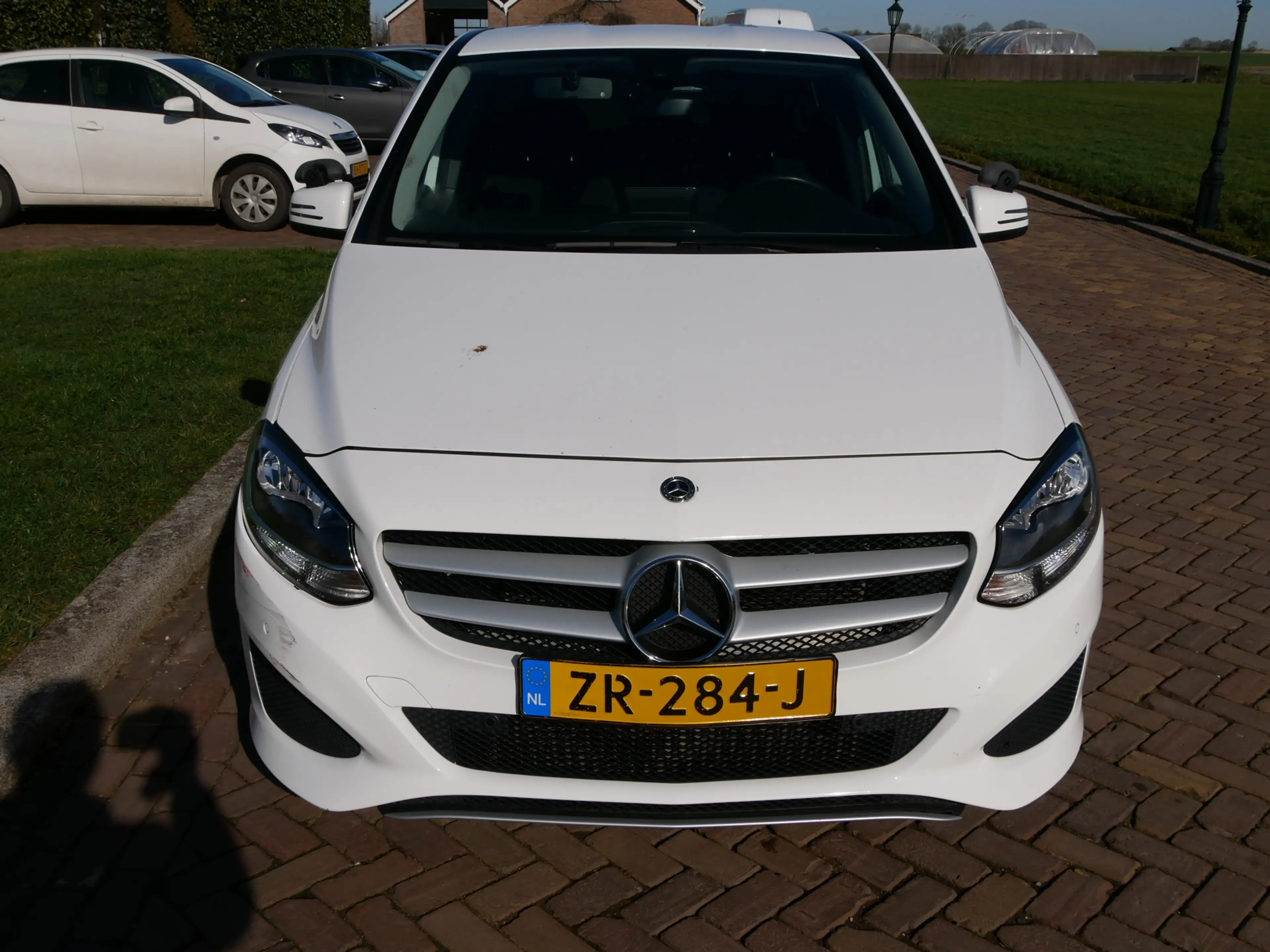 Mercedes-Benz B 220 d Ambition AUT ** EX POLICE MARGE CAR ** — photo 3
