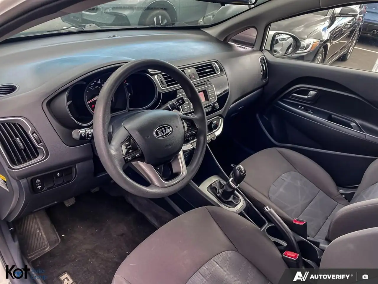 Kia Rio снимка Kia Rio