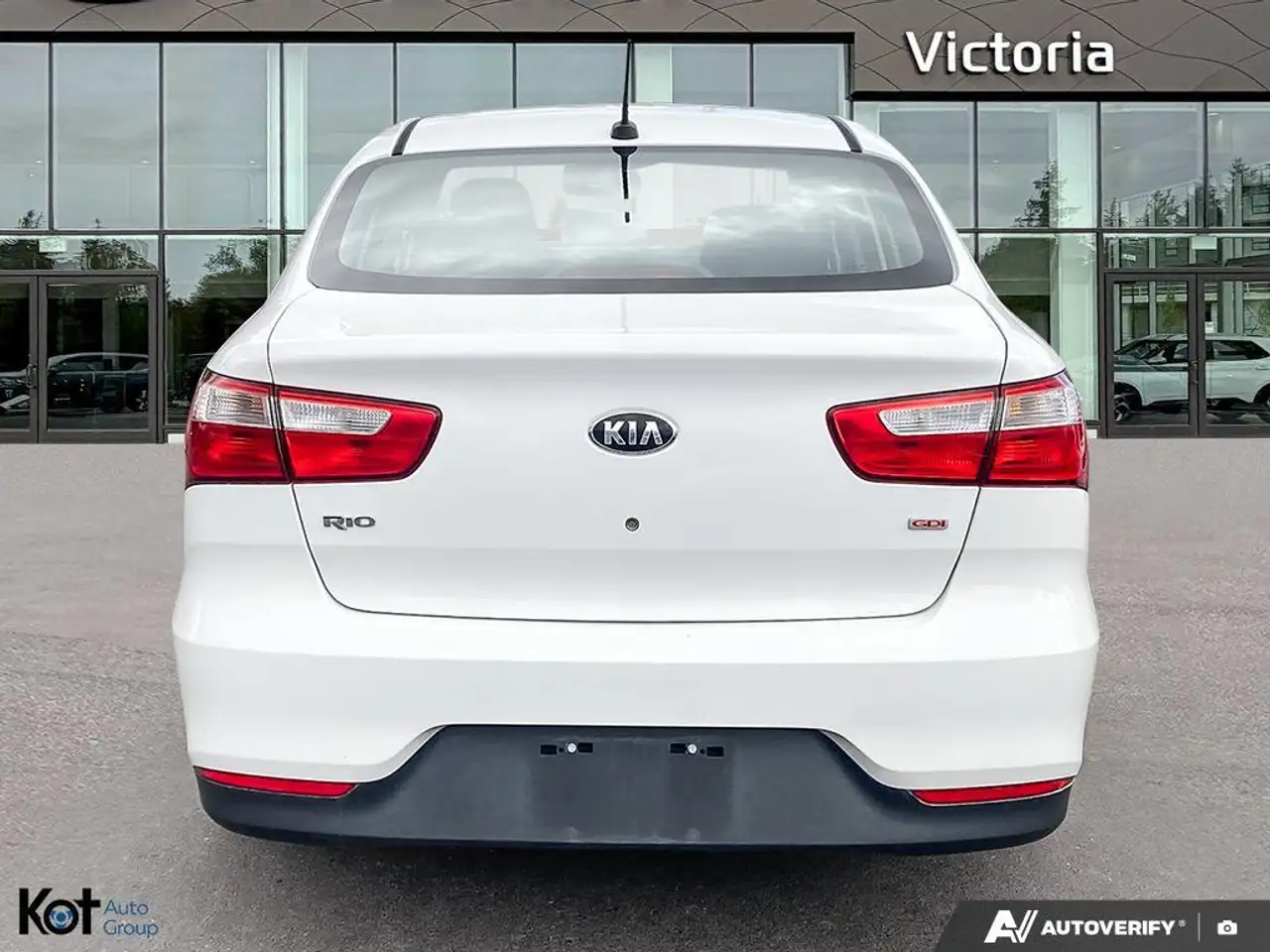 Kia Rio снимка Kia Rio