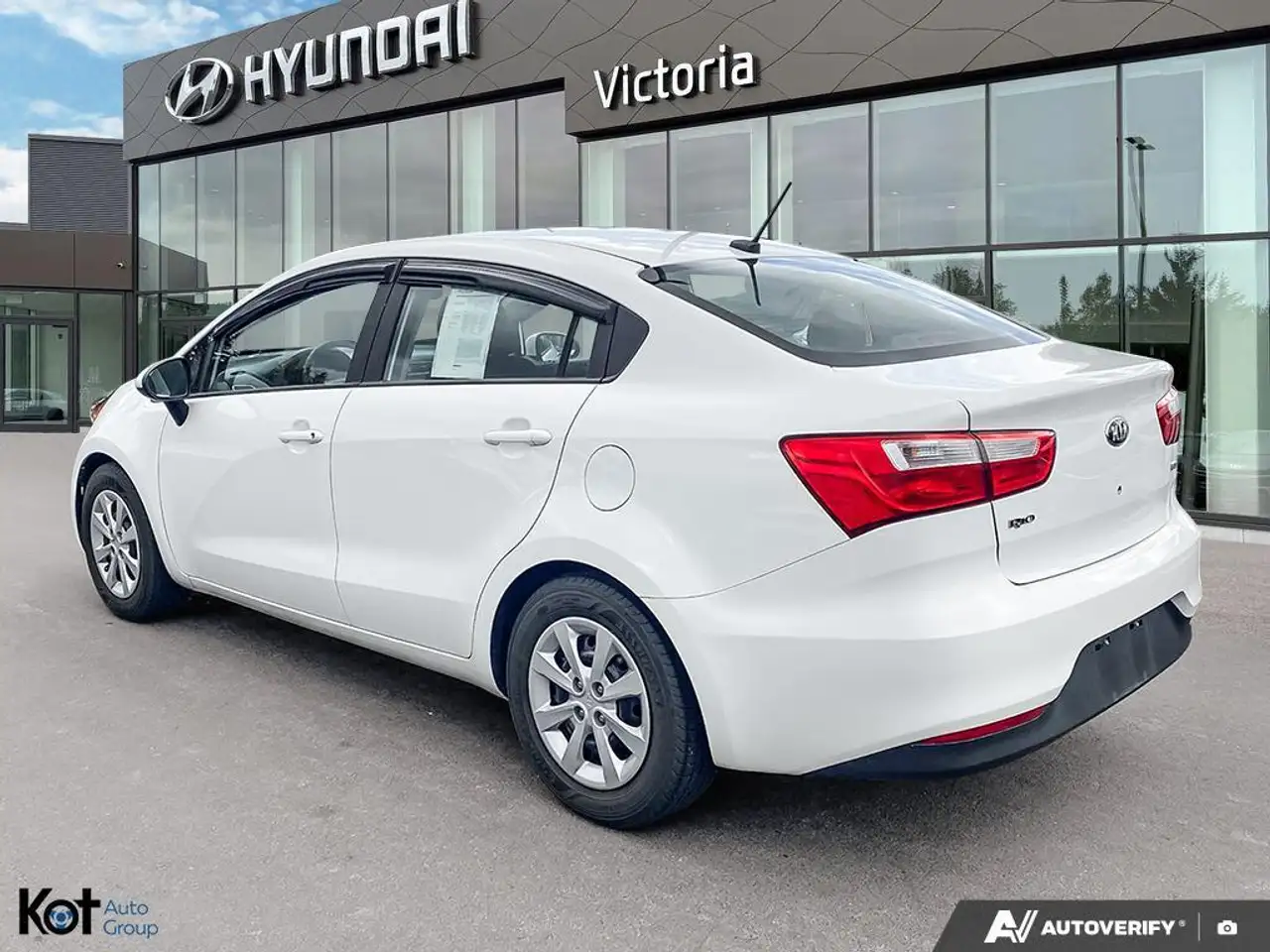 Kia Rio снимка Kia Rio