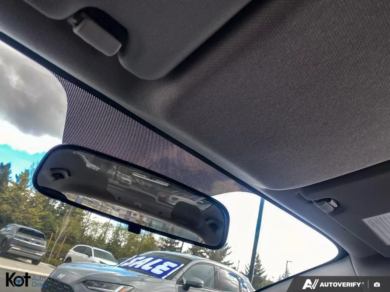 Kia Rio снимка Kia Rio