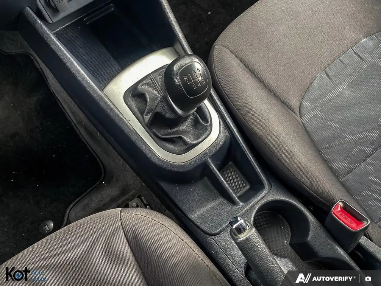 Kia Rio снимка Kia Rio