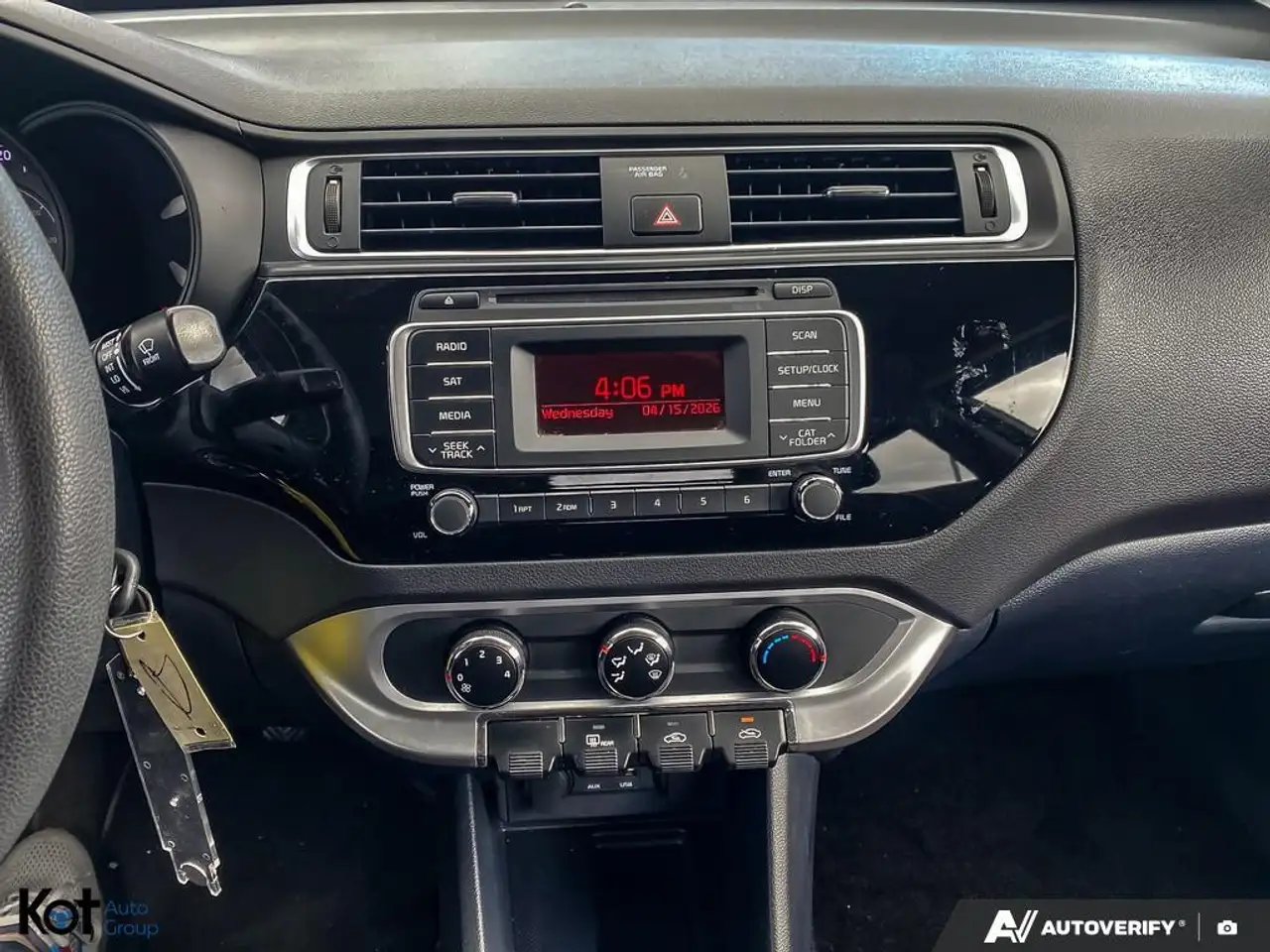 Kia Rio снимка Kia Rio